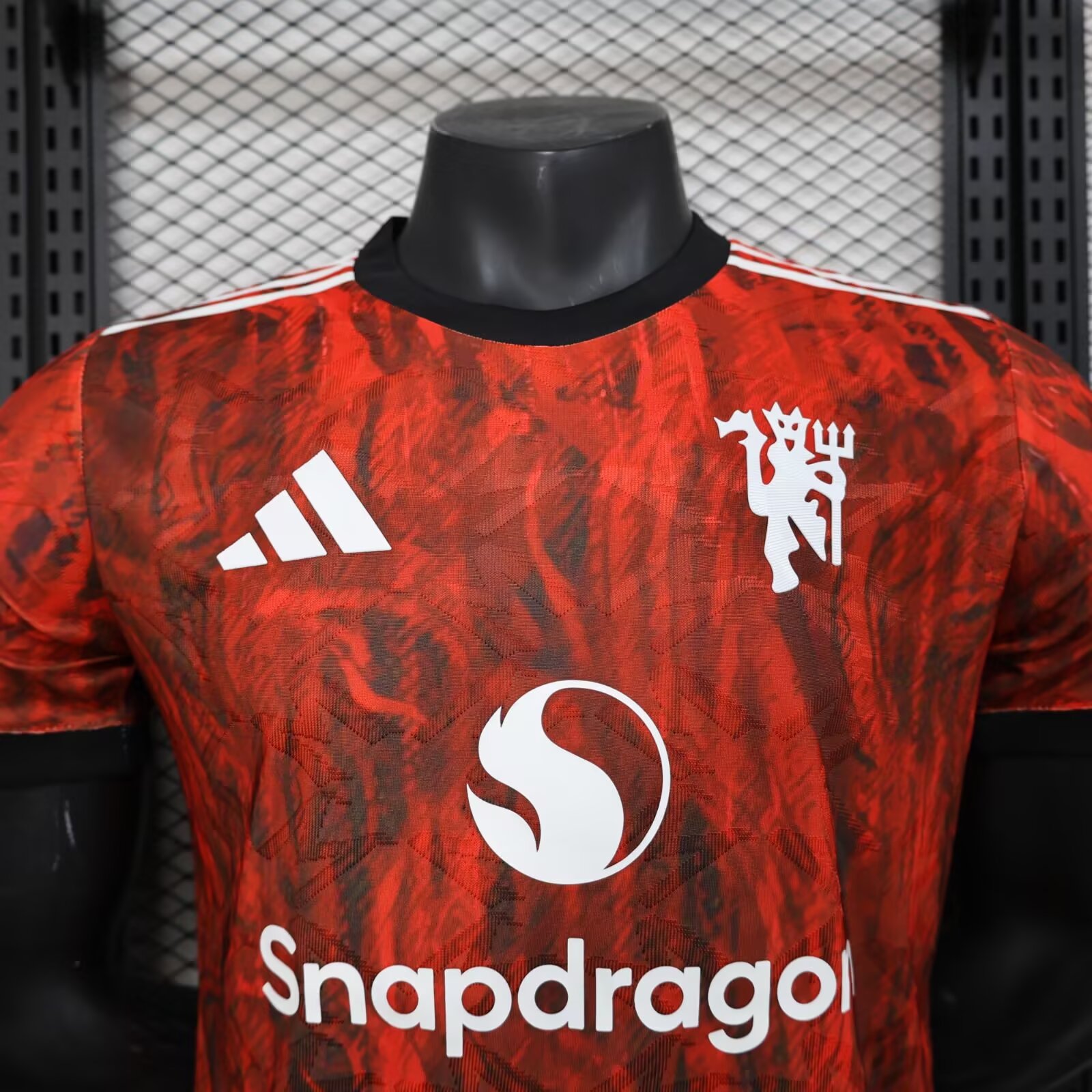 2025/2026 Player Version Manchester United Special Edition Red-Black Football Shirt 1:1 Thai Quality