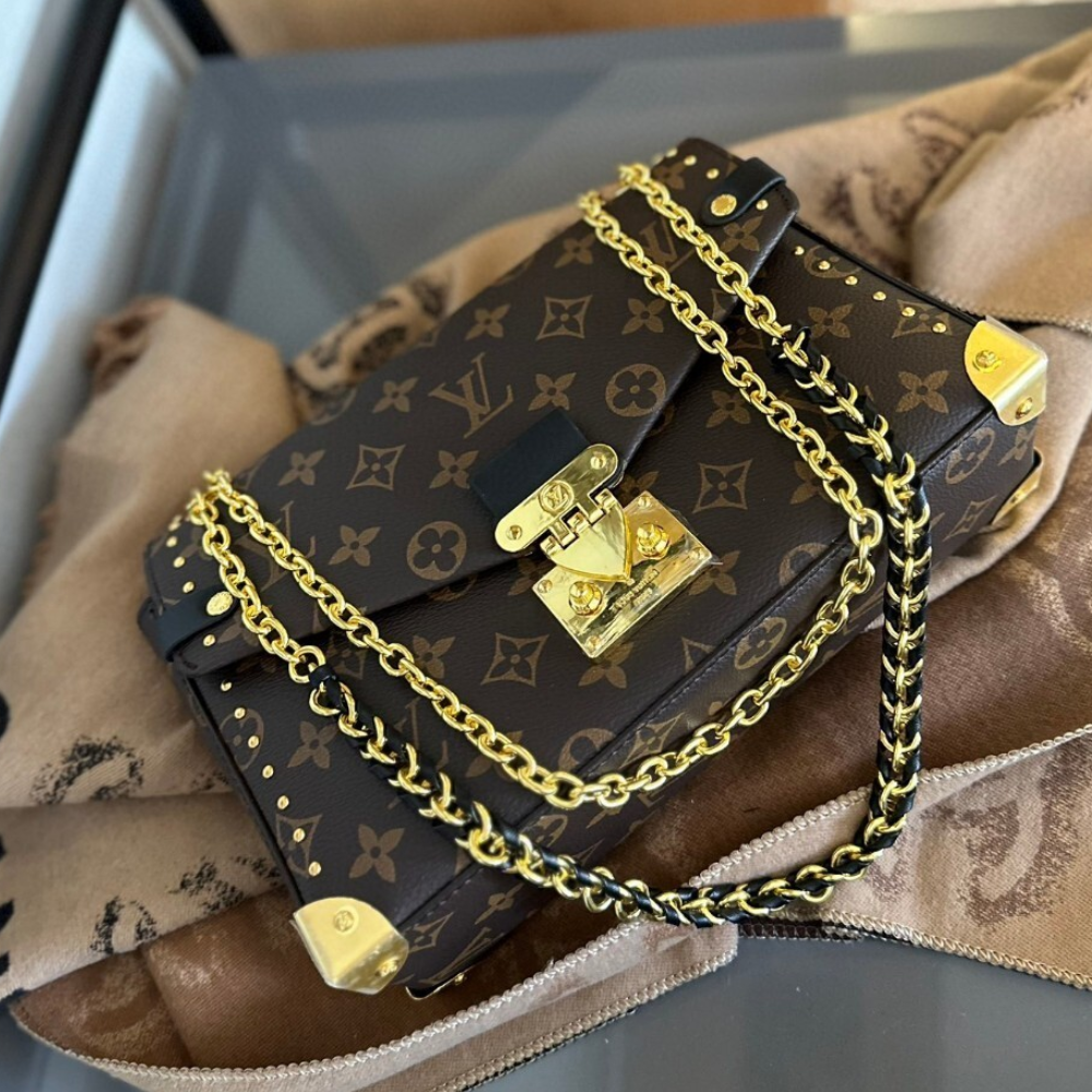 Louis Vuitton Trunkie Monogram 10.6 Inches M14526