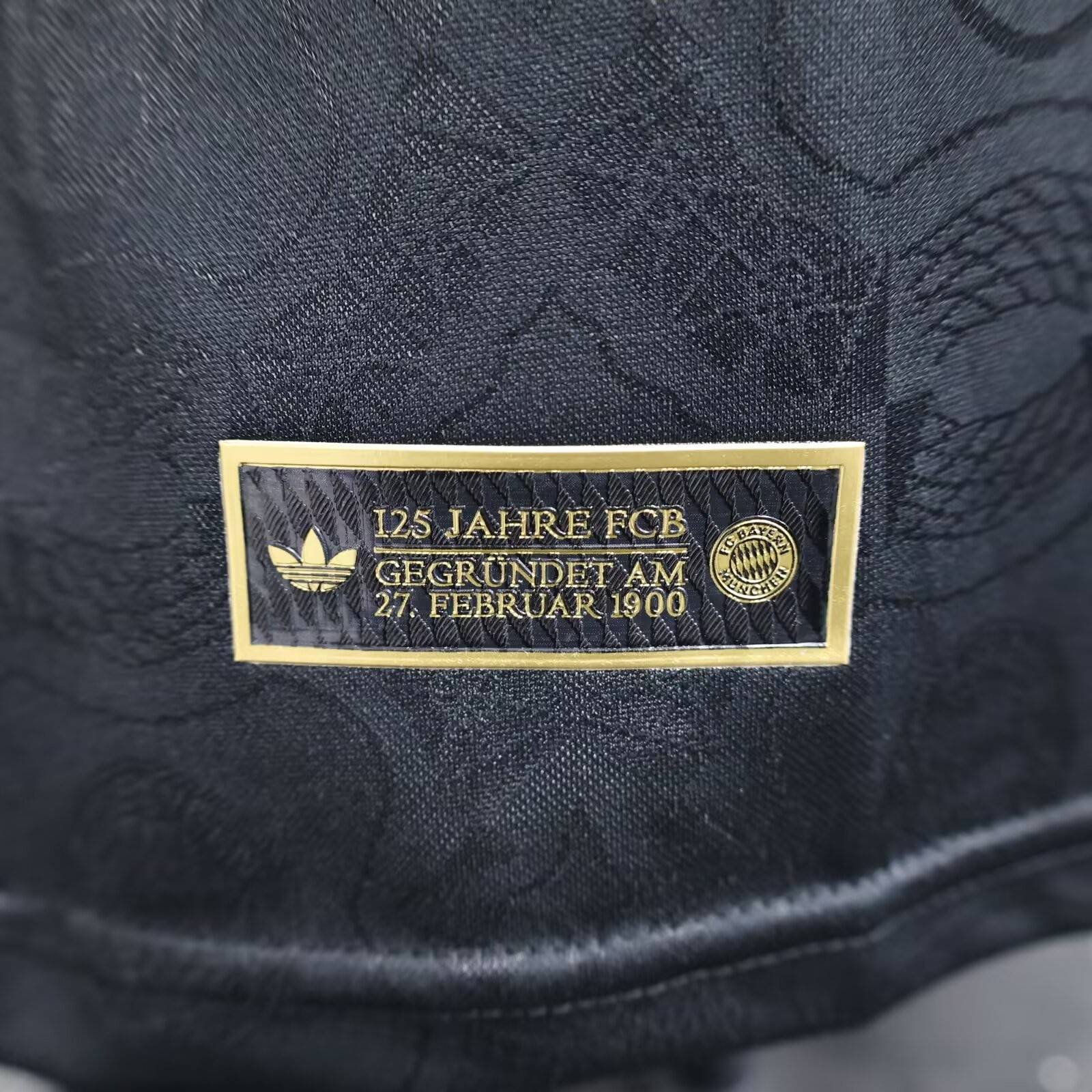 2025/2026 Player Version Bayern Munich 125th Anniversary Black Edition Football Shirt 1:1 Thai Quality