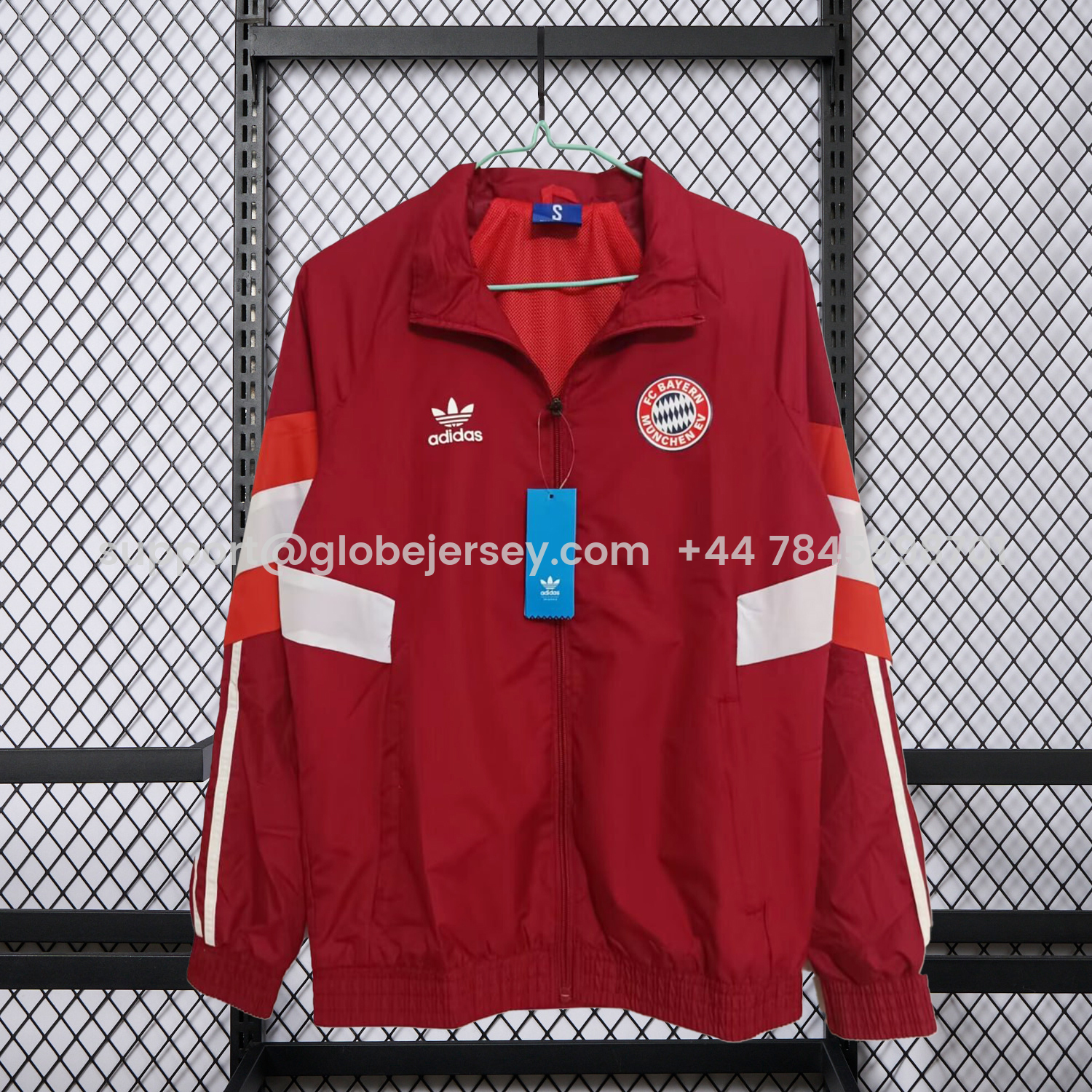 Bayern Munich 25-26 Terrace Icon Windbreaker Jacket - Red