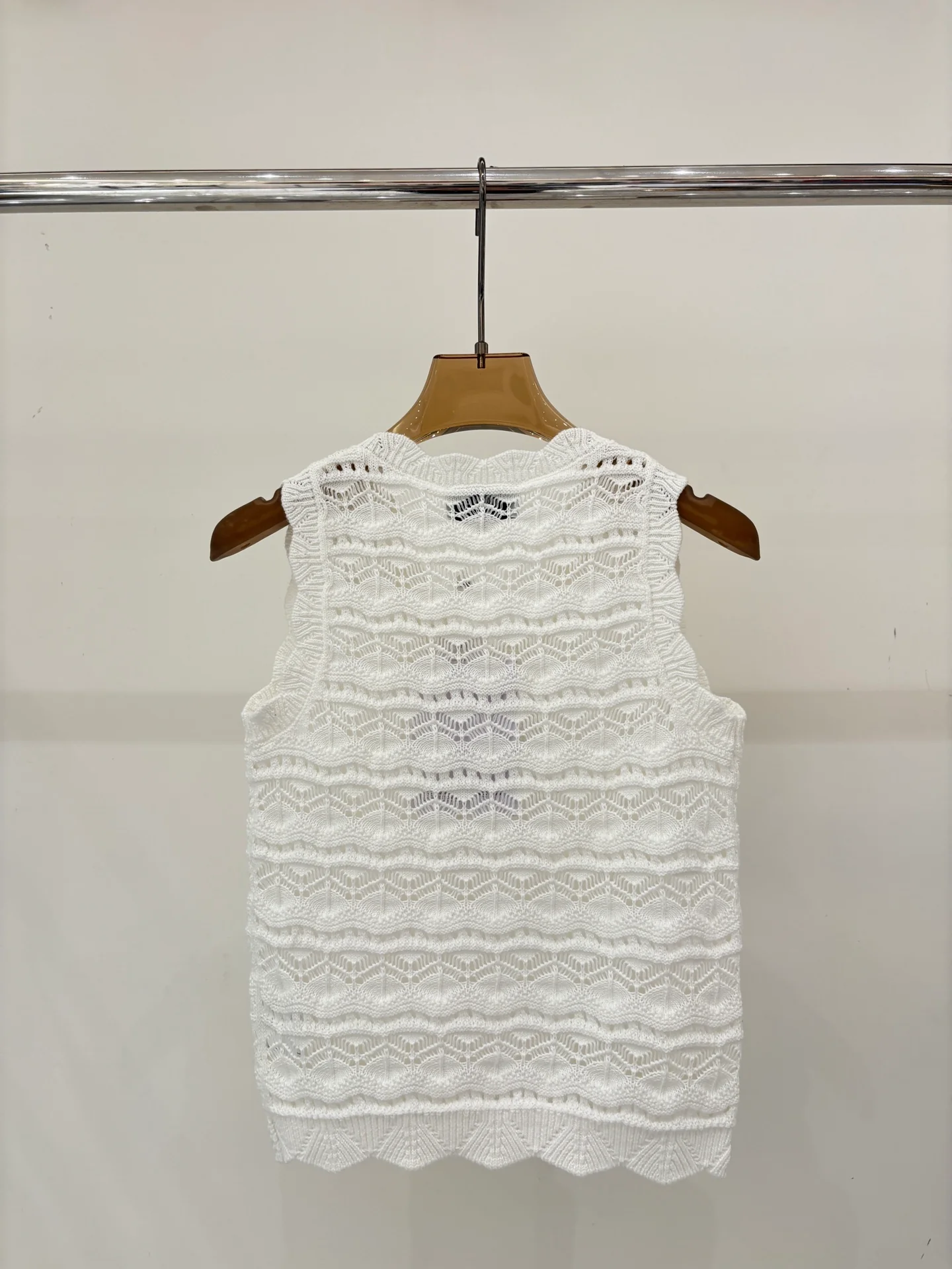 26NEW V-neck 3D jacquard openwork pattern simple casual knitted vest