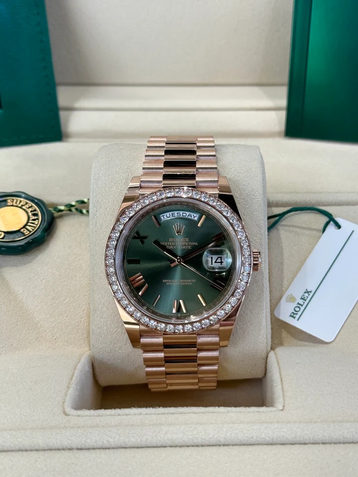 【Super Clone】RLX   President 40mm Everose Gold Olive Green Roman Dial Diamond Bezel - 228345RBR