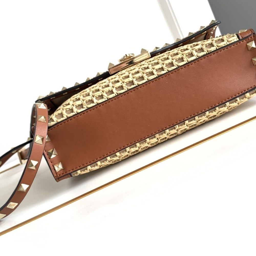 Valentino Garavani Rockstud Small Raffia Shoulder Bag Natural 8.9 Inches