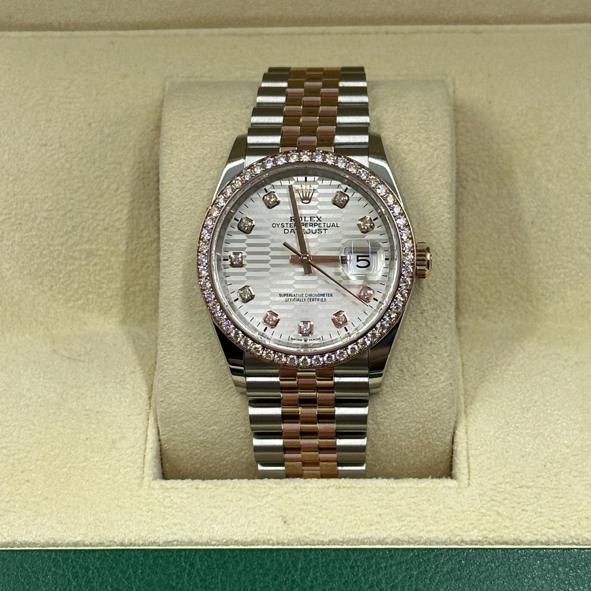【Super Clone】RLX  Datejust 36mm 126281 Silver Palm Index Dial Jubilee Bracelet
