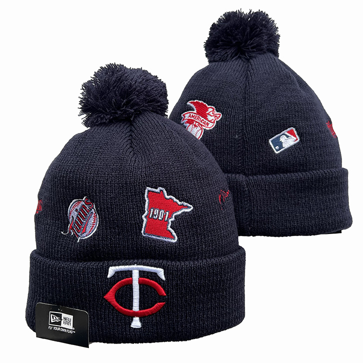 Minnesota Twins New Era Cuffed Knit Hat with Pom
