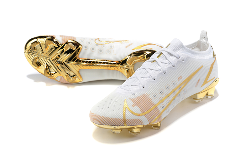 Assassin XIV white, red and gold low-top waterproof knitted FG football shoes