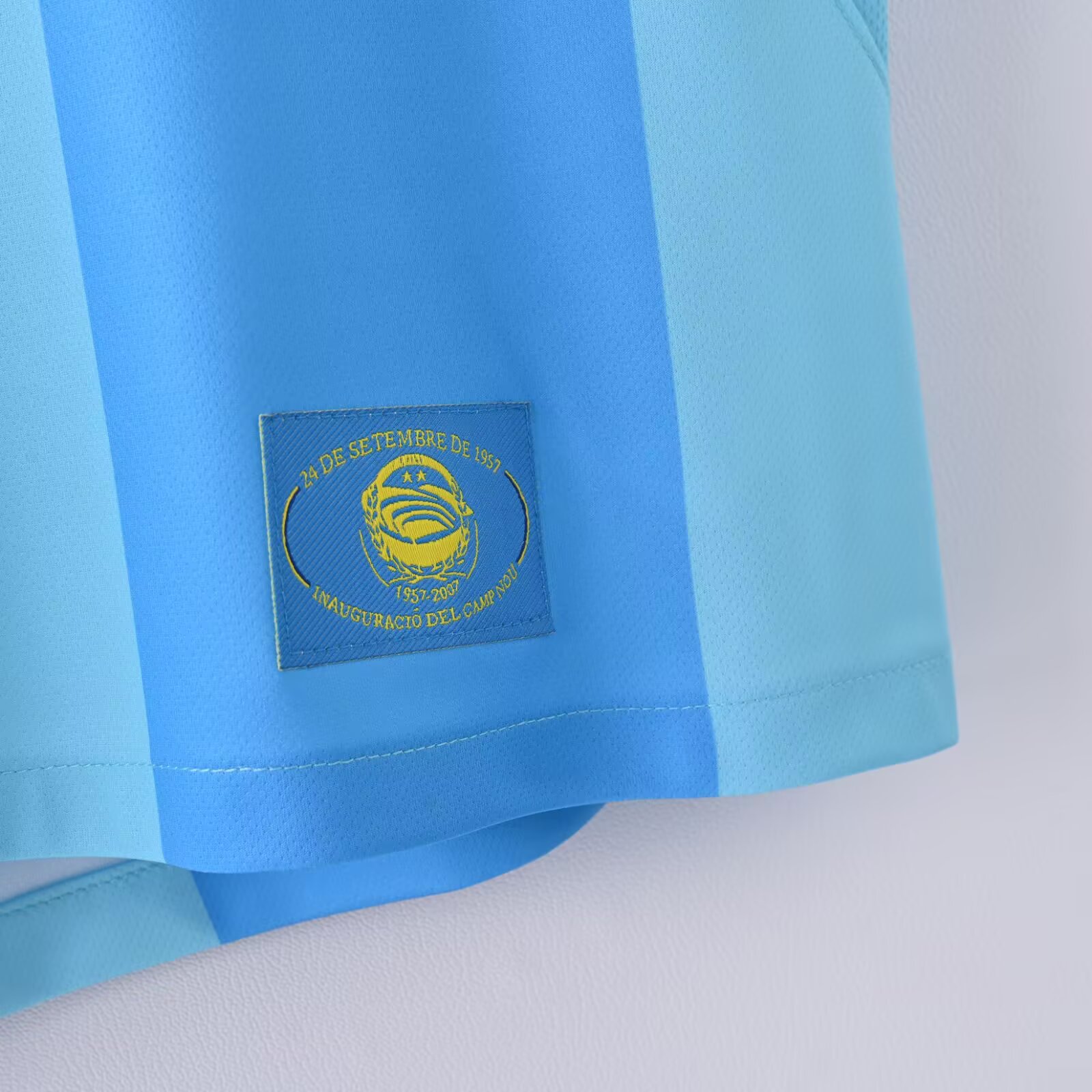 2007/2008 Retro Barcelona Away Football Shirt  1:1 Thai Quality