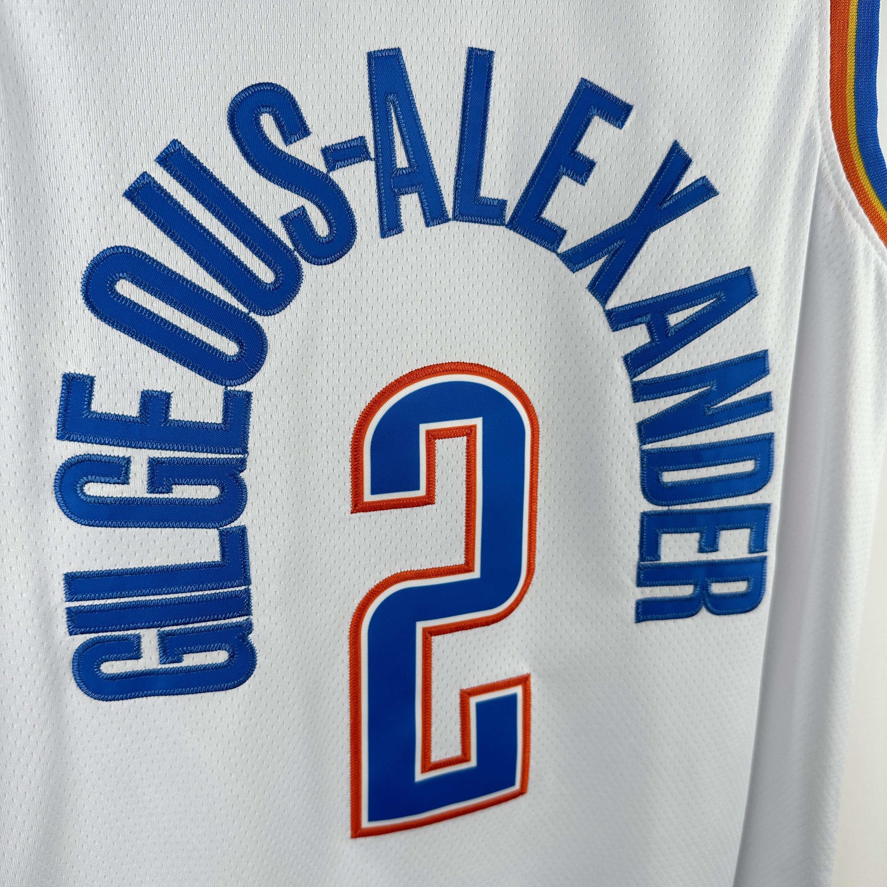 Embroidery Thunder White No. 2 Alexander