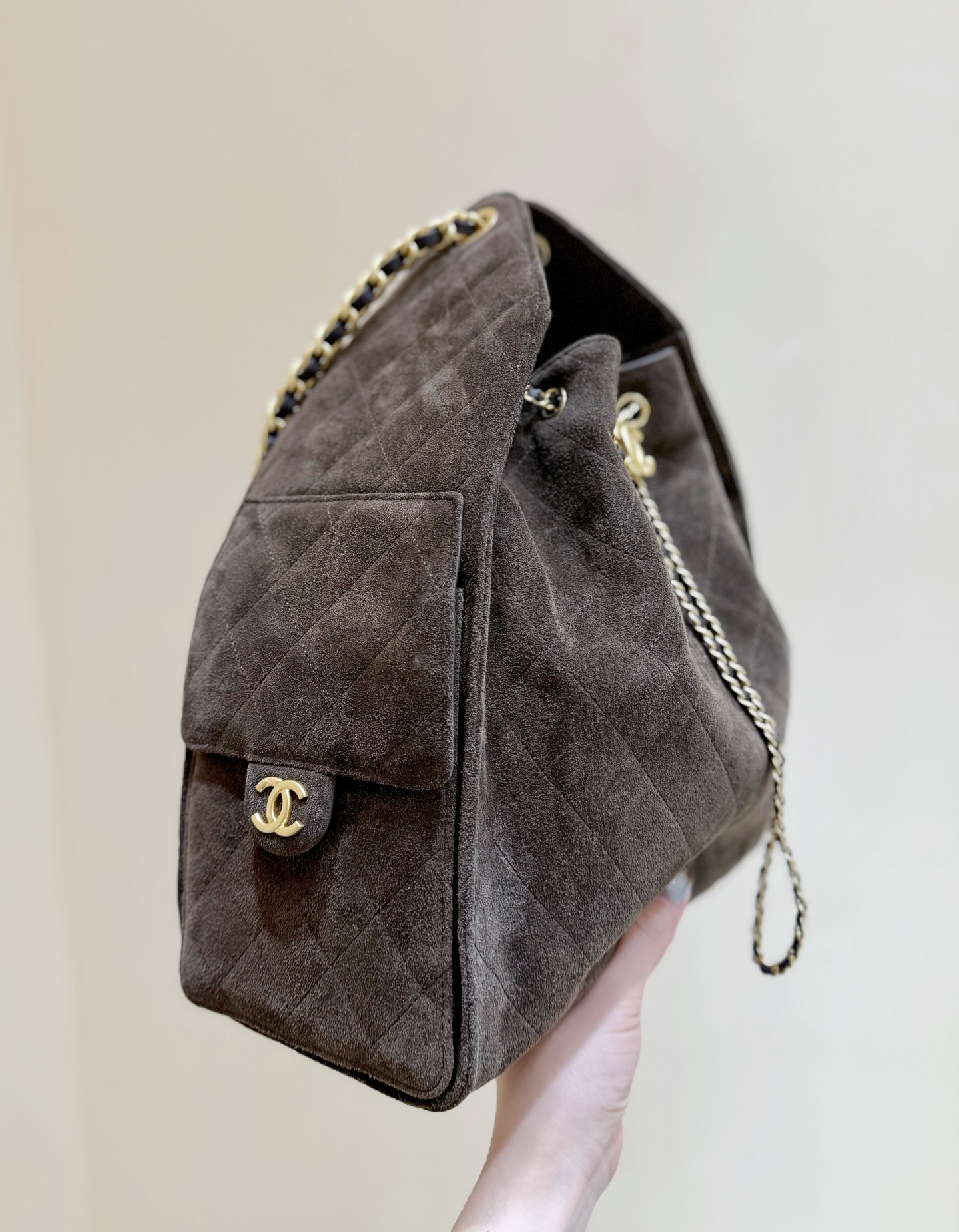 [15A] Chanel 25 Suede Bag