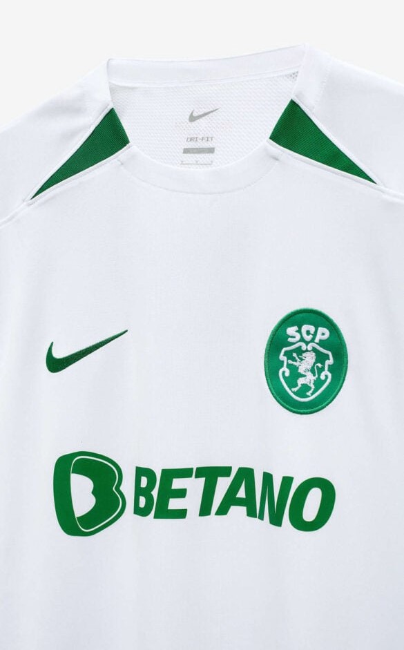 Sporting Cp 2024-25 Uittenue
