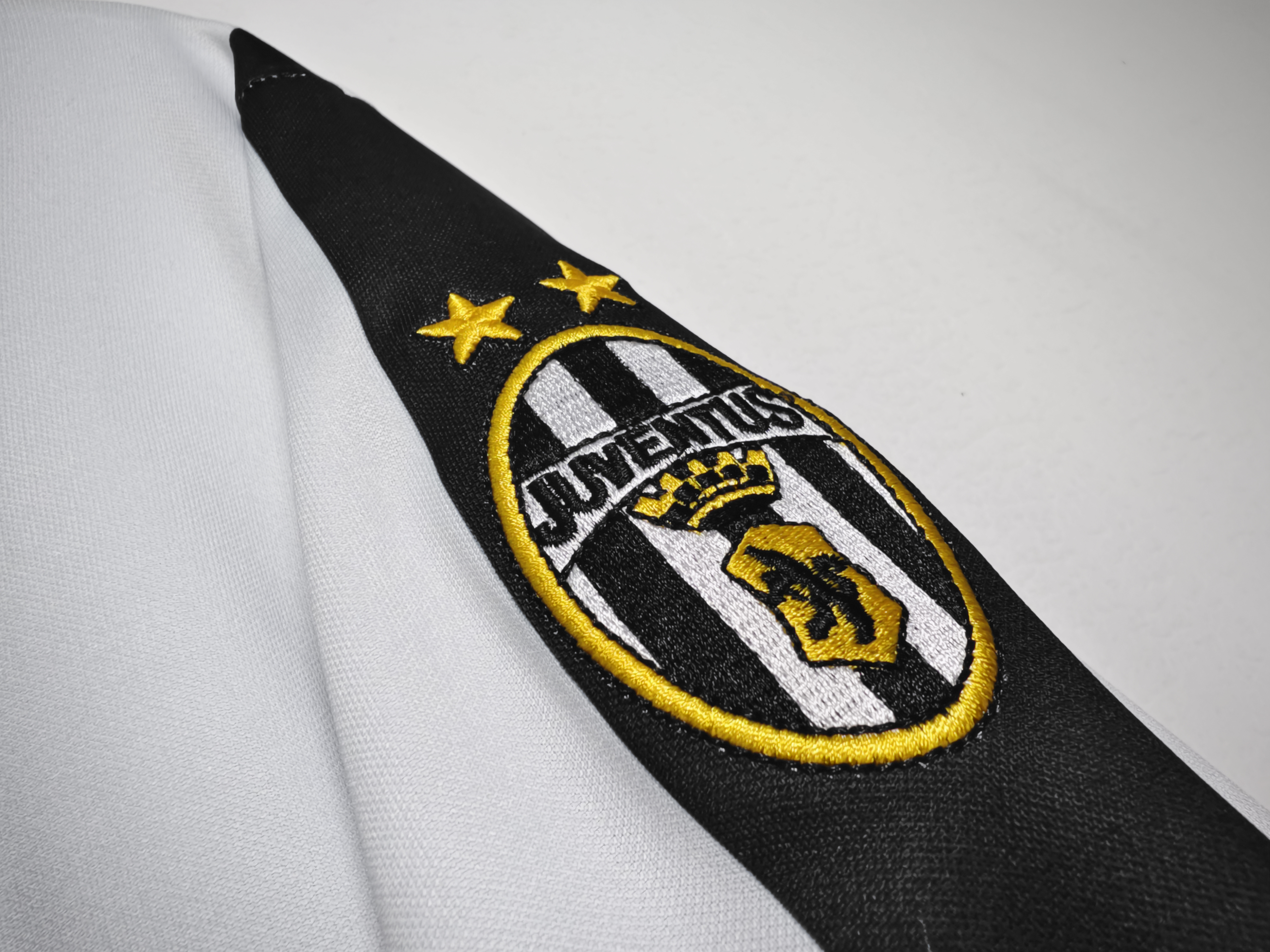 1998/99 Juventus home retro jersey
