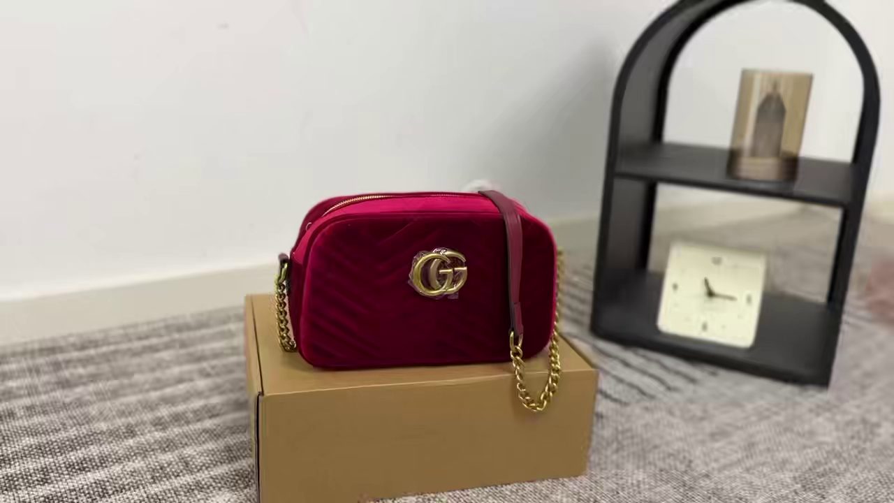 Gucci GG Marmont Small Velvet Shoulder Bag