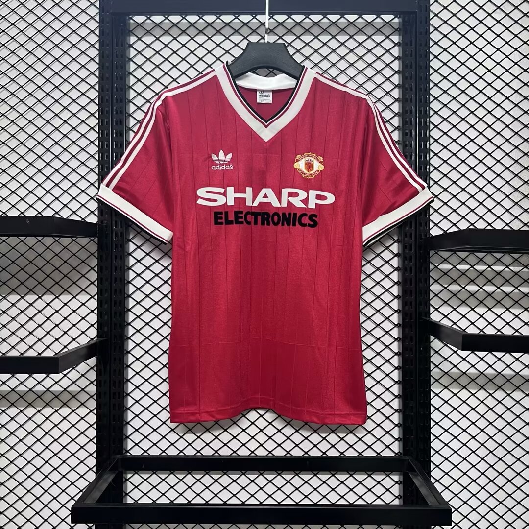 Retro Manchester United 82-83 Home Stadium Jersey
