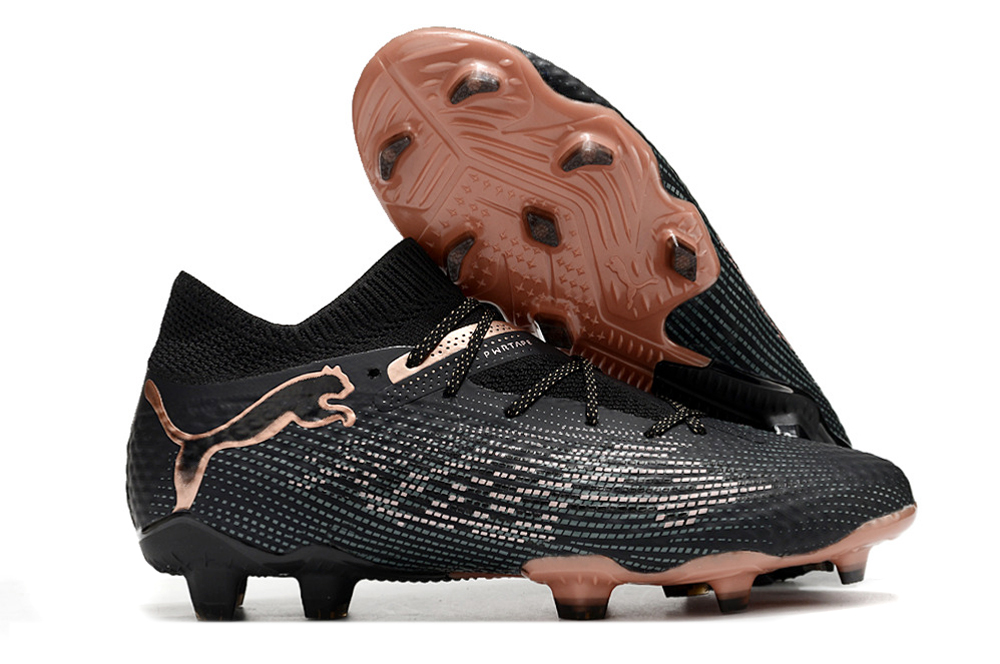 Future 24 models of elite all-knit series FG football shoes