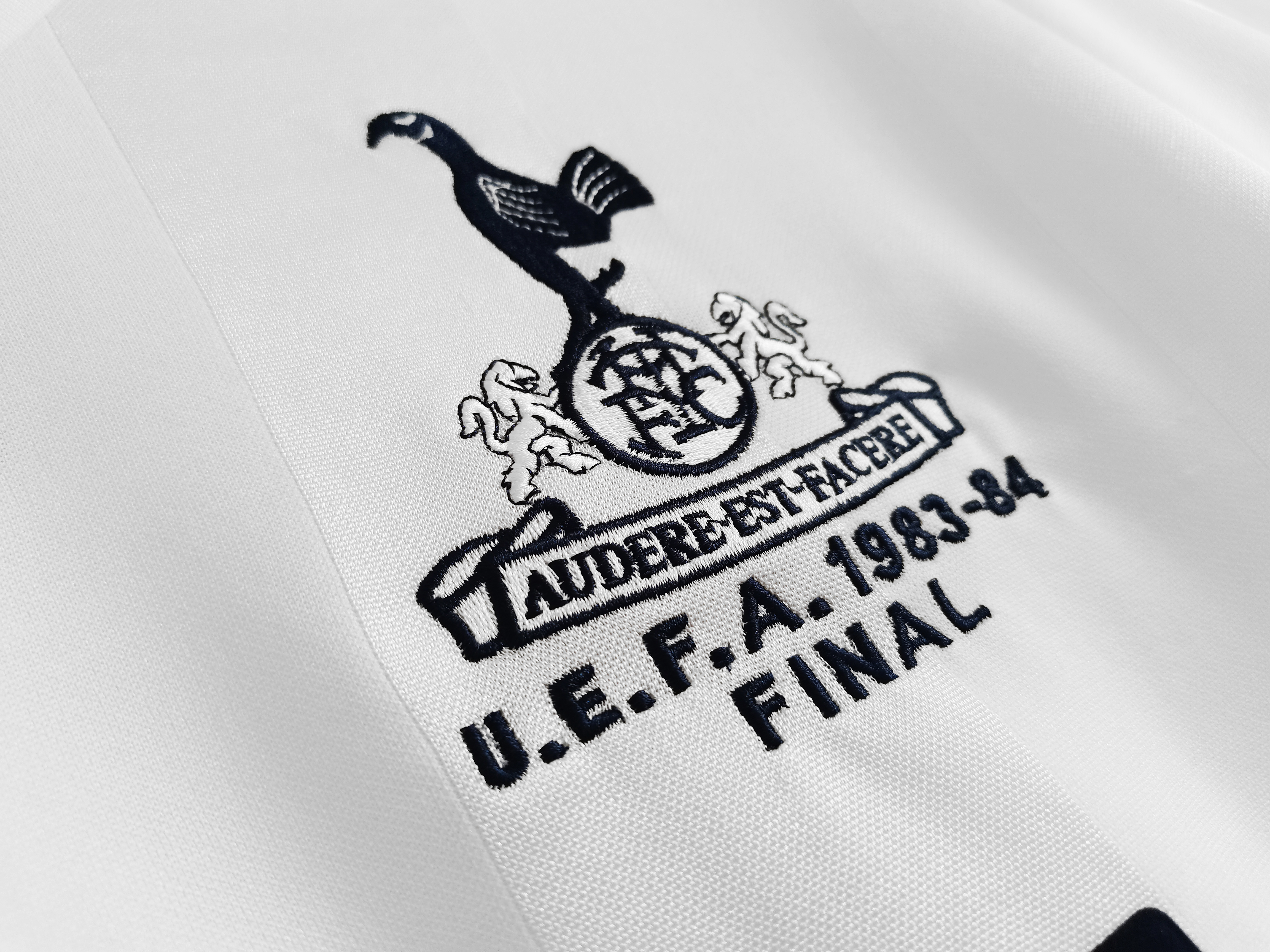 1983/84 Tottenham Hotspur home retro jersey