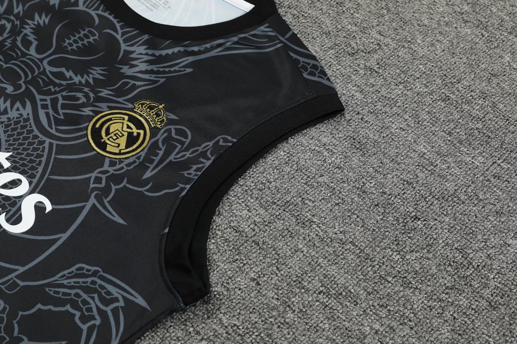 2024/25 Real Madrid training vest