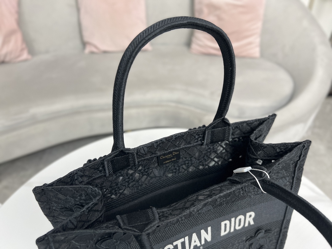 Dior Book Tote Medium D-Lace Macrame