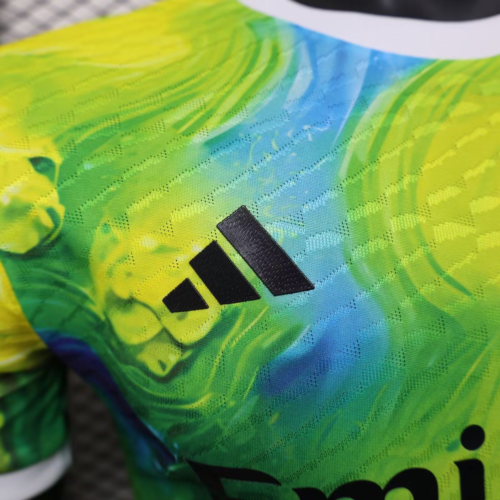 2025/2026 Player Version Real Madrid Special Edition Light Green Football Shirt 1:1 Thai Quality