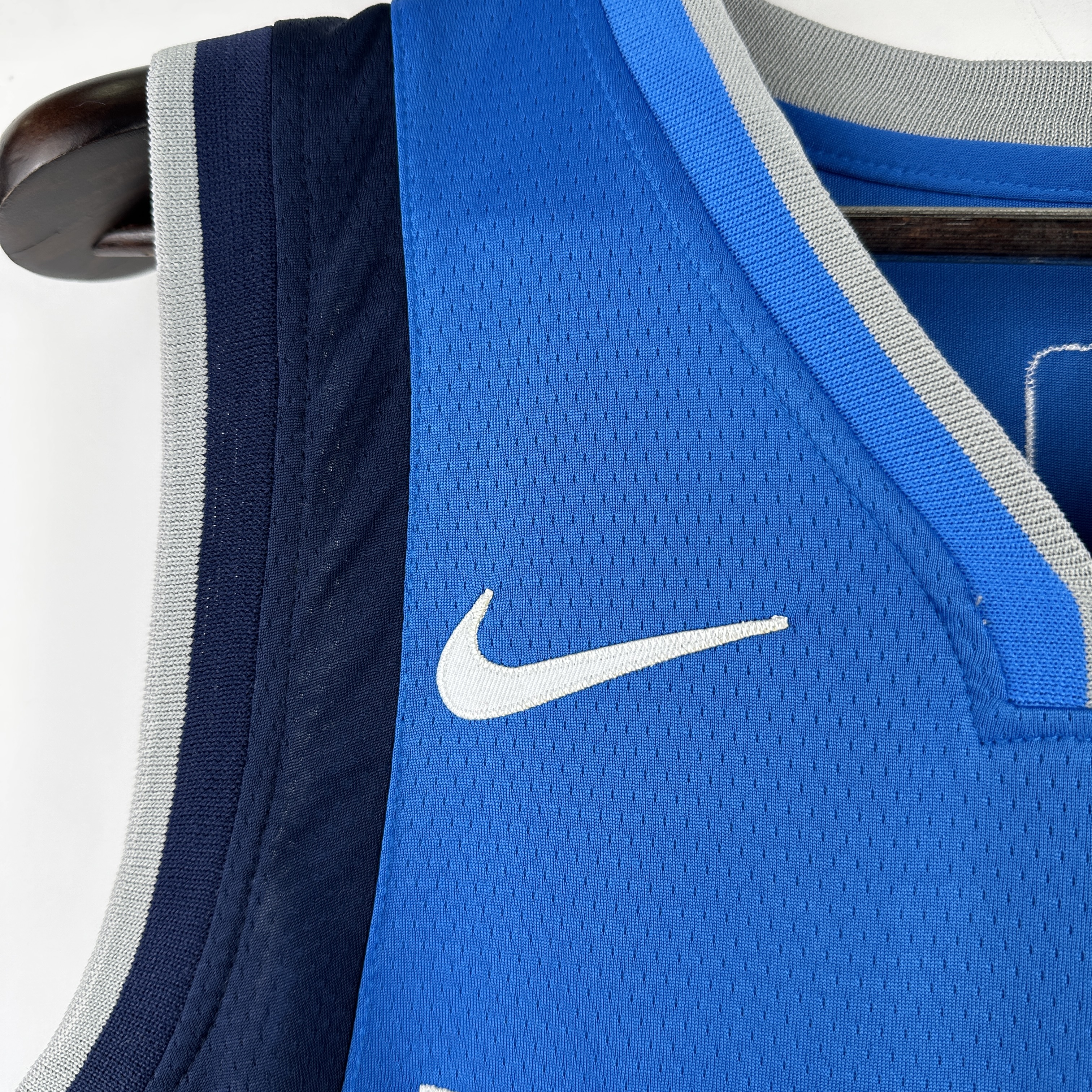 Embroidery Mavericks Blue No. 11 Irving