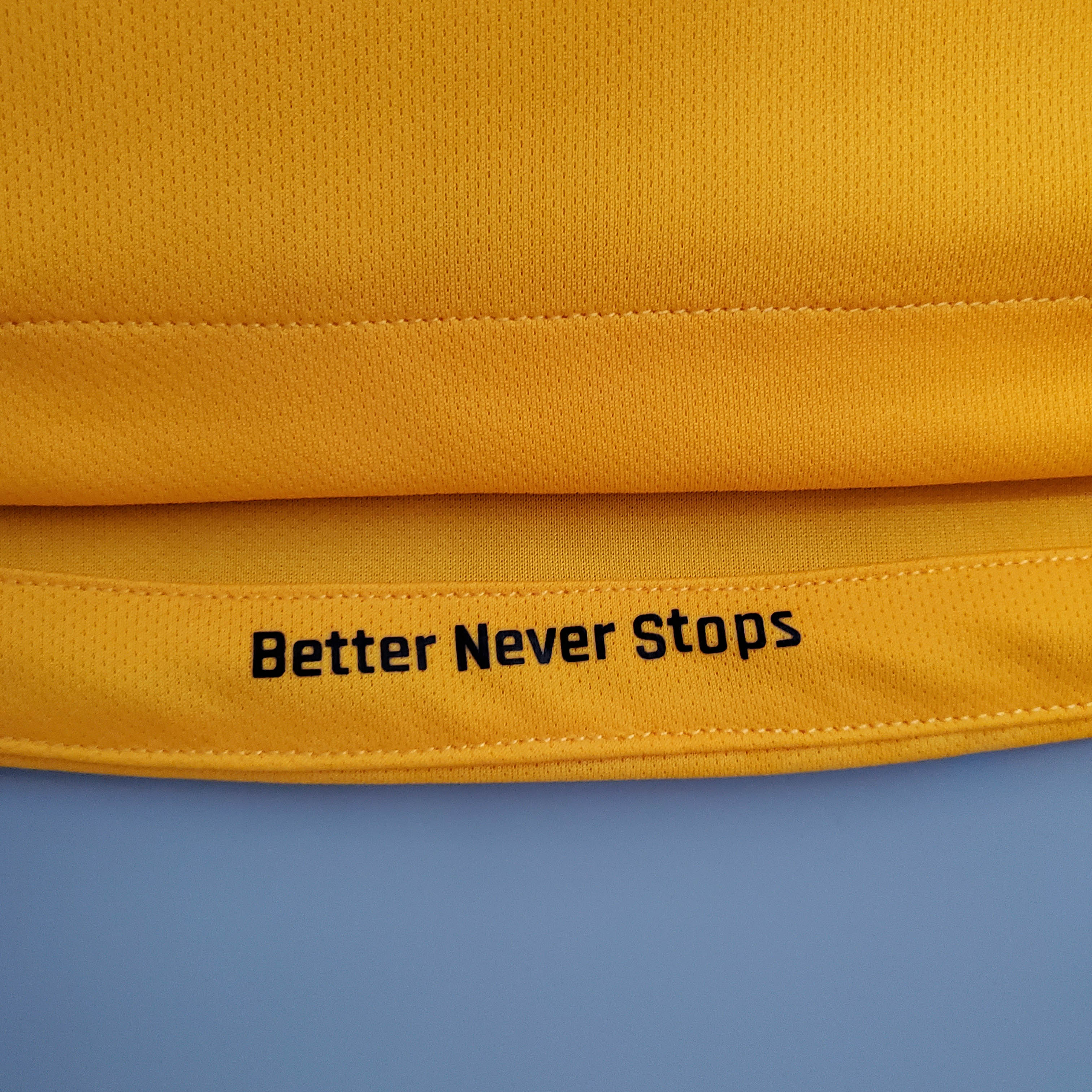 2021/22 Wolves home jersey 1:1 Thai quality - Fans Edition