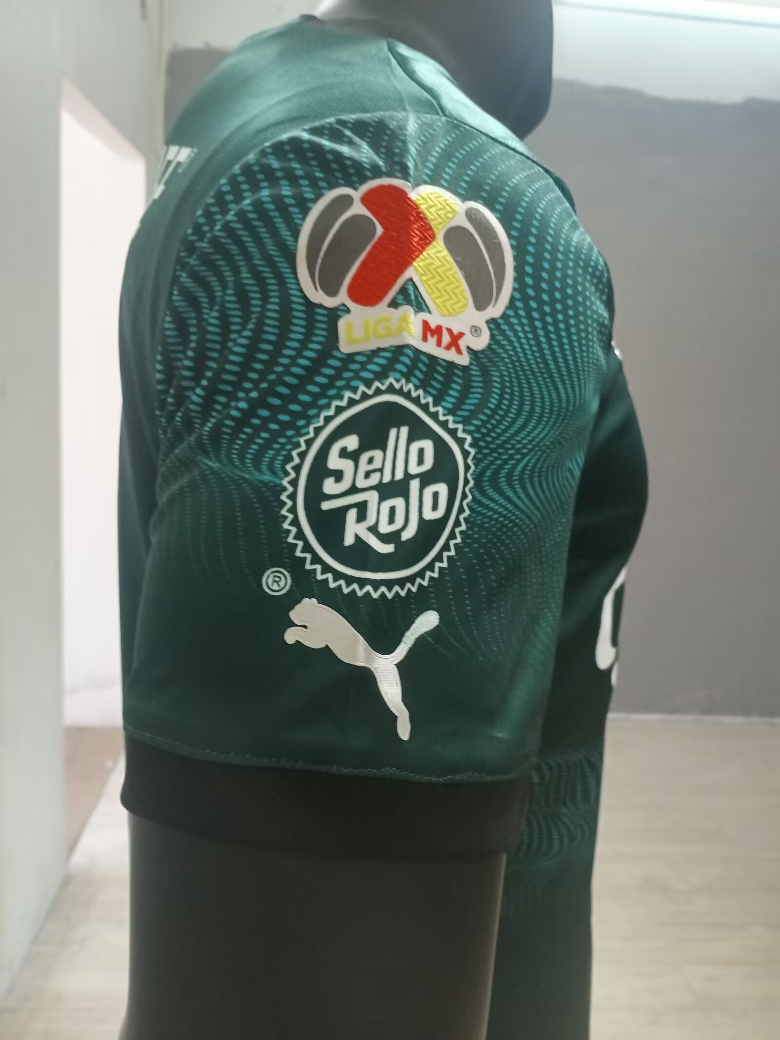 2023/2024 Chivas Away Football Shirt - Player Edition