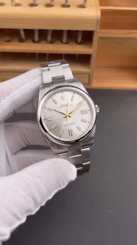 Rolex Oyster Perpetual Silver 41mm