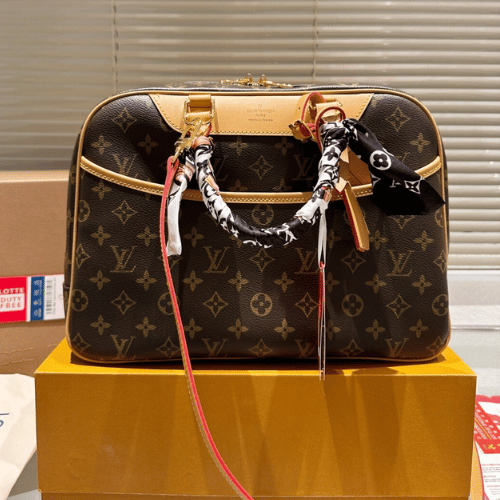 Louis Vuitton Deauville MM Monogram Brown 13.8 Inches