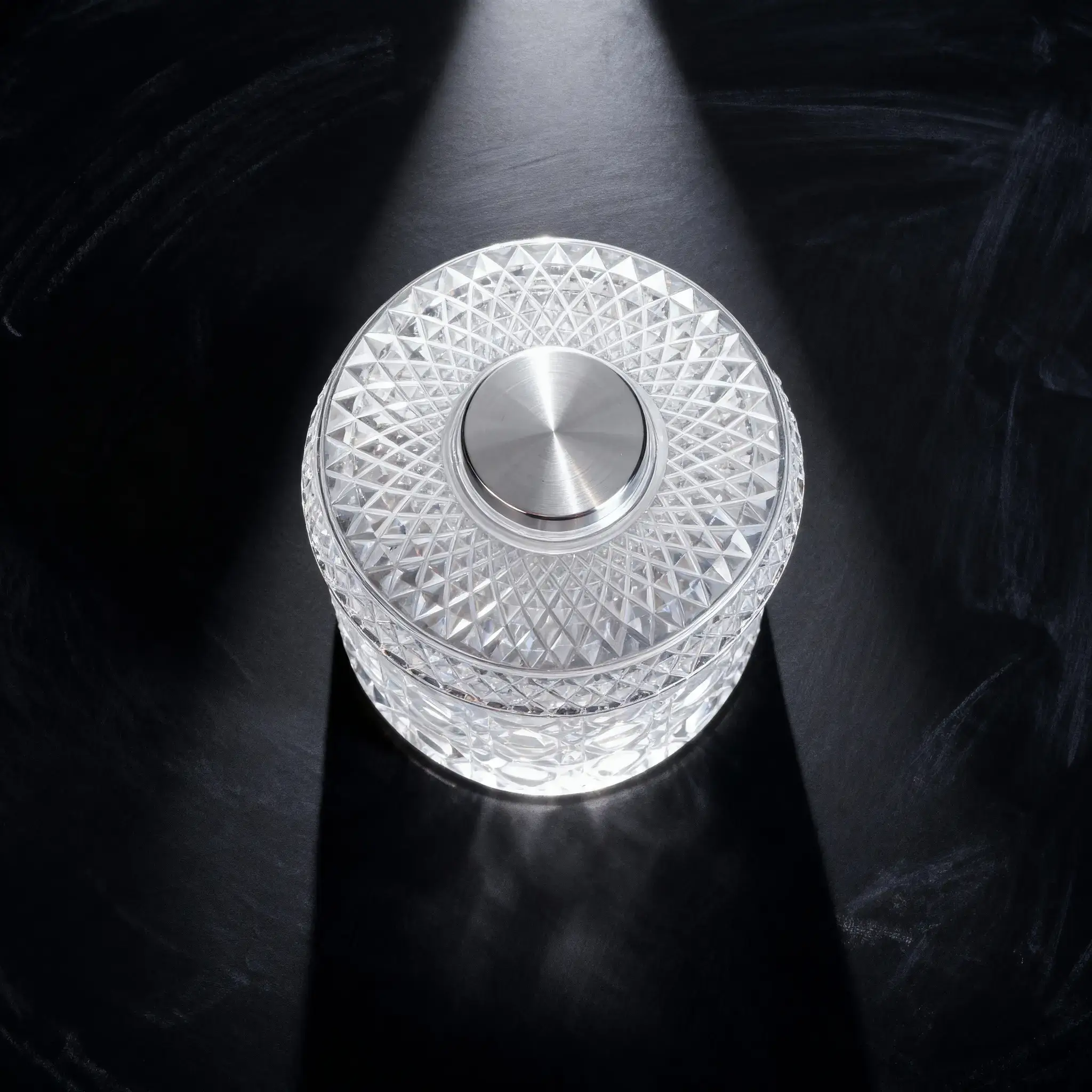 Luxury 360° Spinning Crystal Glass