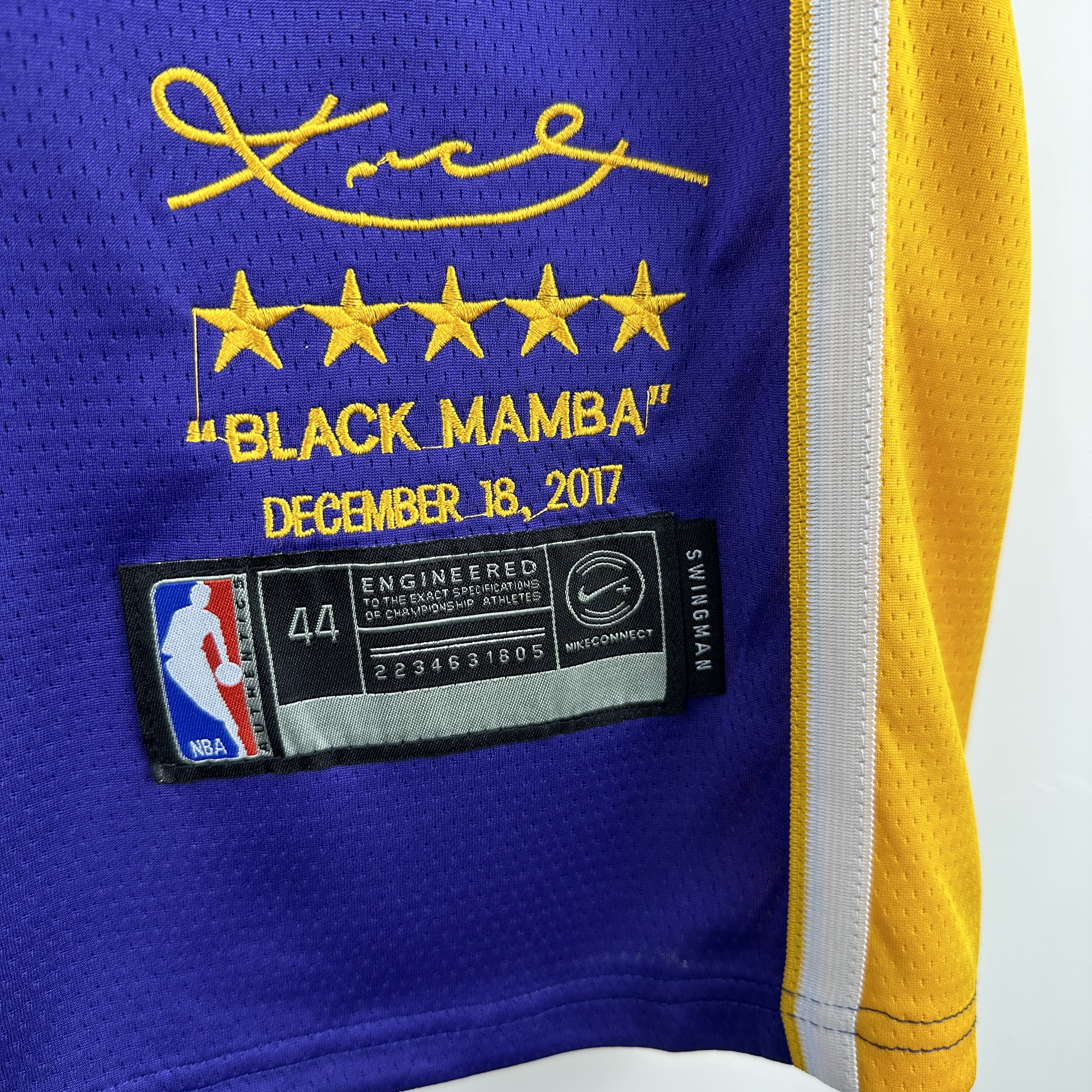 Embroidered Lakers V-neck purple No. 24 Kobe