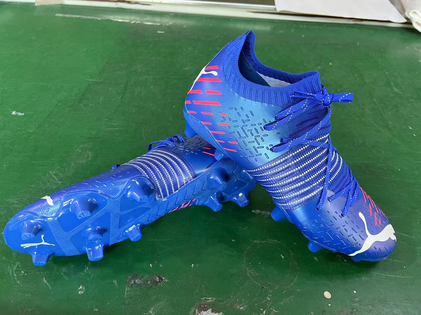 FUTURE Z 1.2FG/AG football shoes Neymar mixed spikes long spikes men's shoes