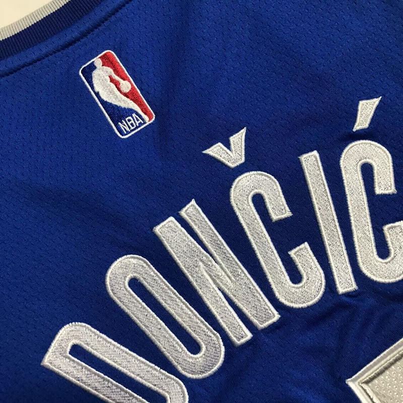Dallas Mavericks  Doncic 77 Blue MN