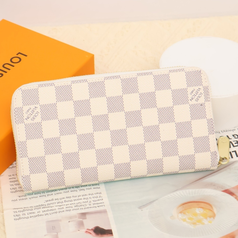 Louis Vuitton Zippy Wallet Vivienne Damier Azur Beige 7.7 Inches N40507