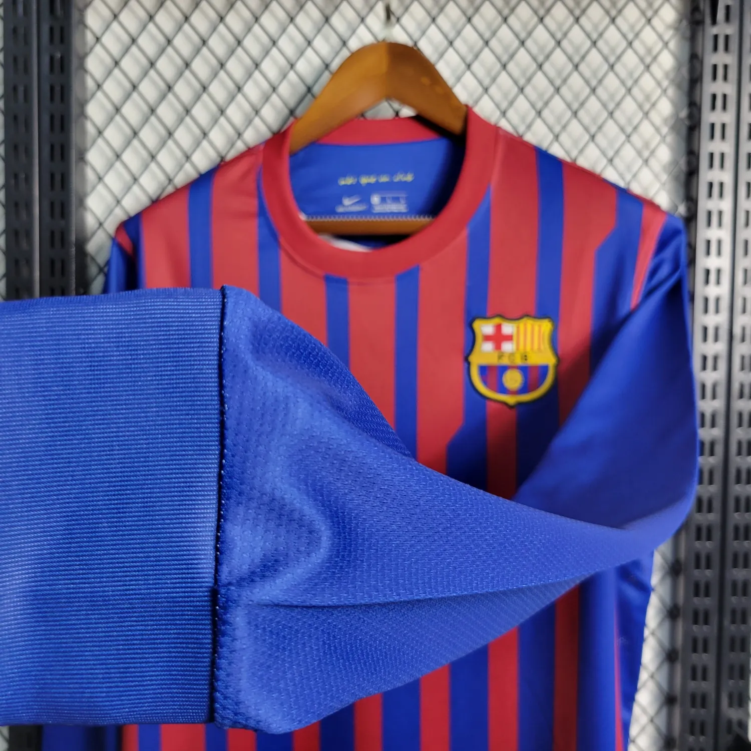 2011/12 Barcelona home retro long-sleeved jersey