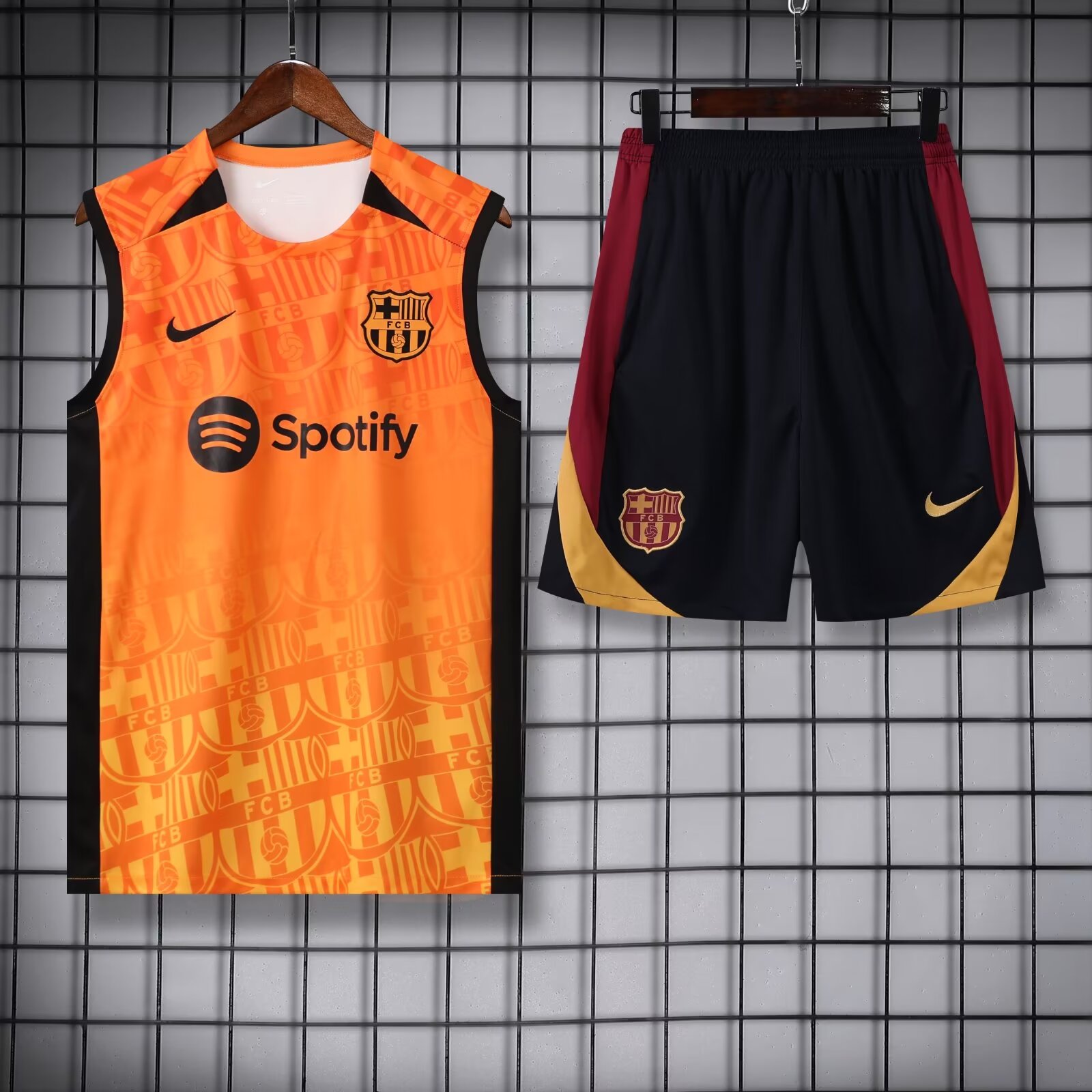 2024/2025 Barcelona Pre-match Training orange Jersey+Shorts 1:1 Thai Quality