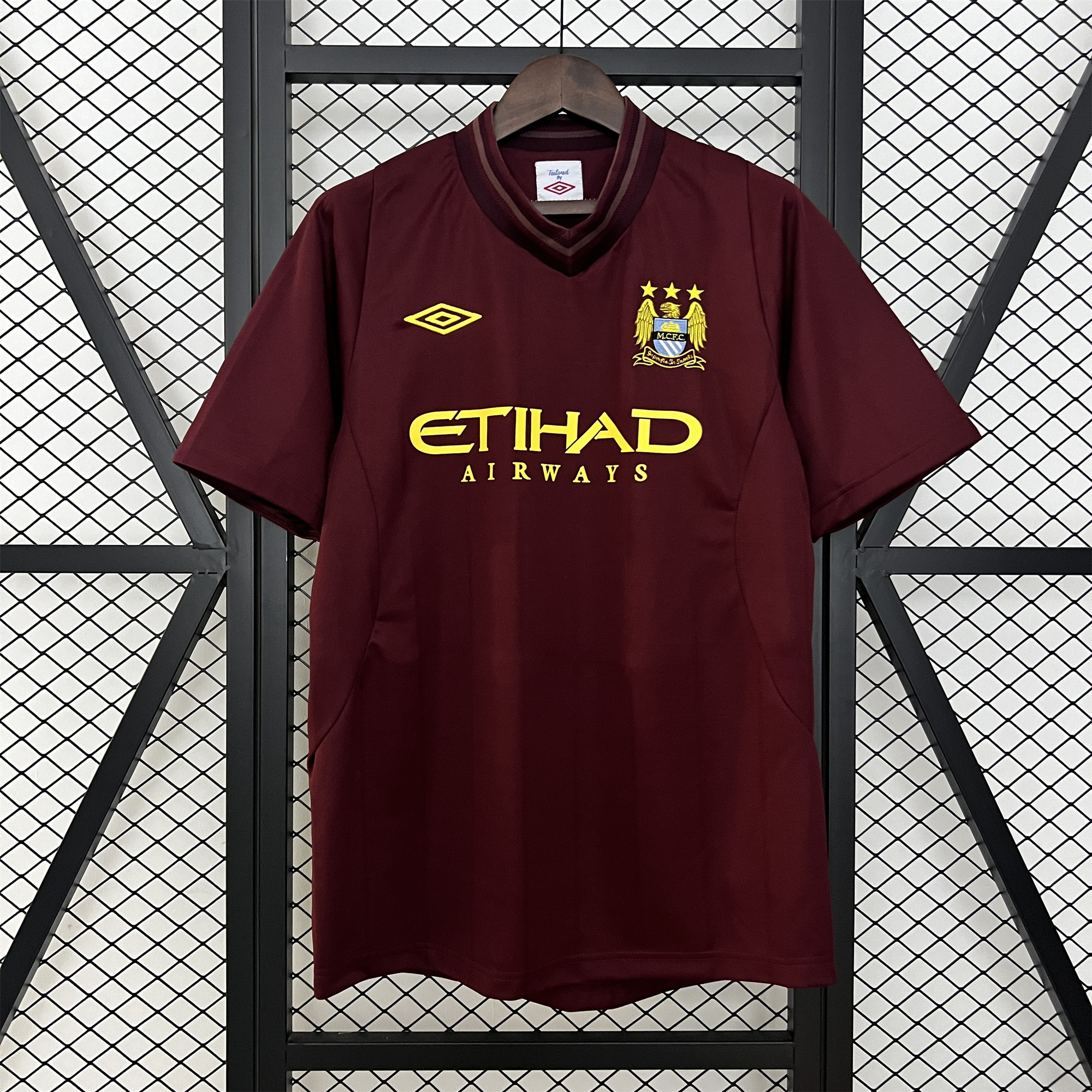 Retro Manchester City 2012-13 Away Jersey