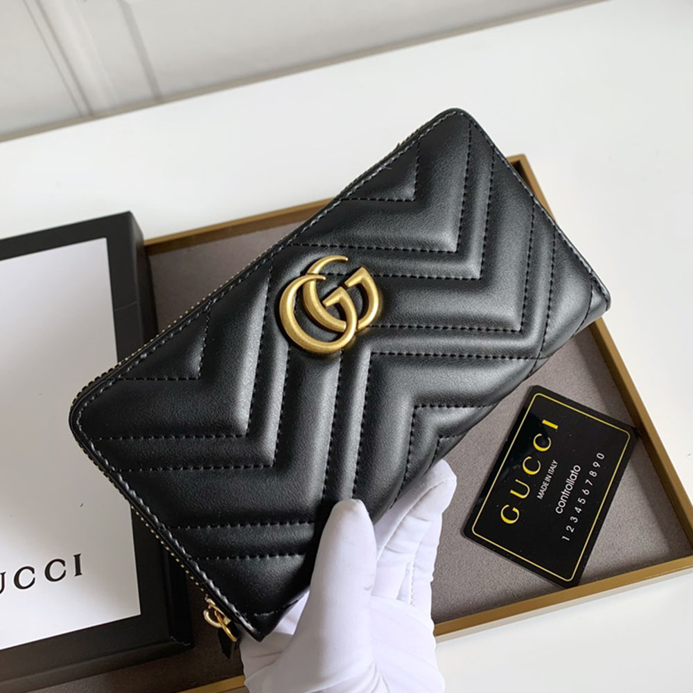 Gucci Unisex GG Long Zipper Wallet