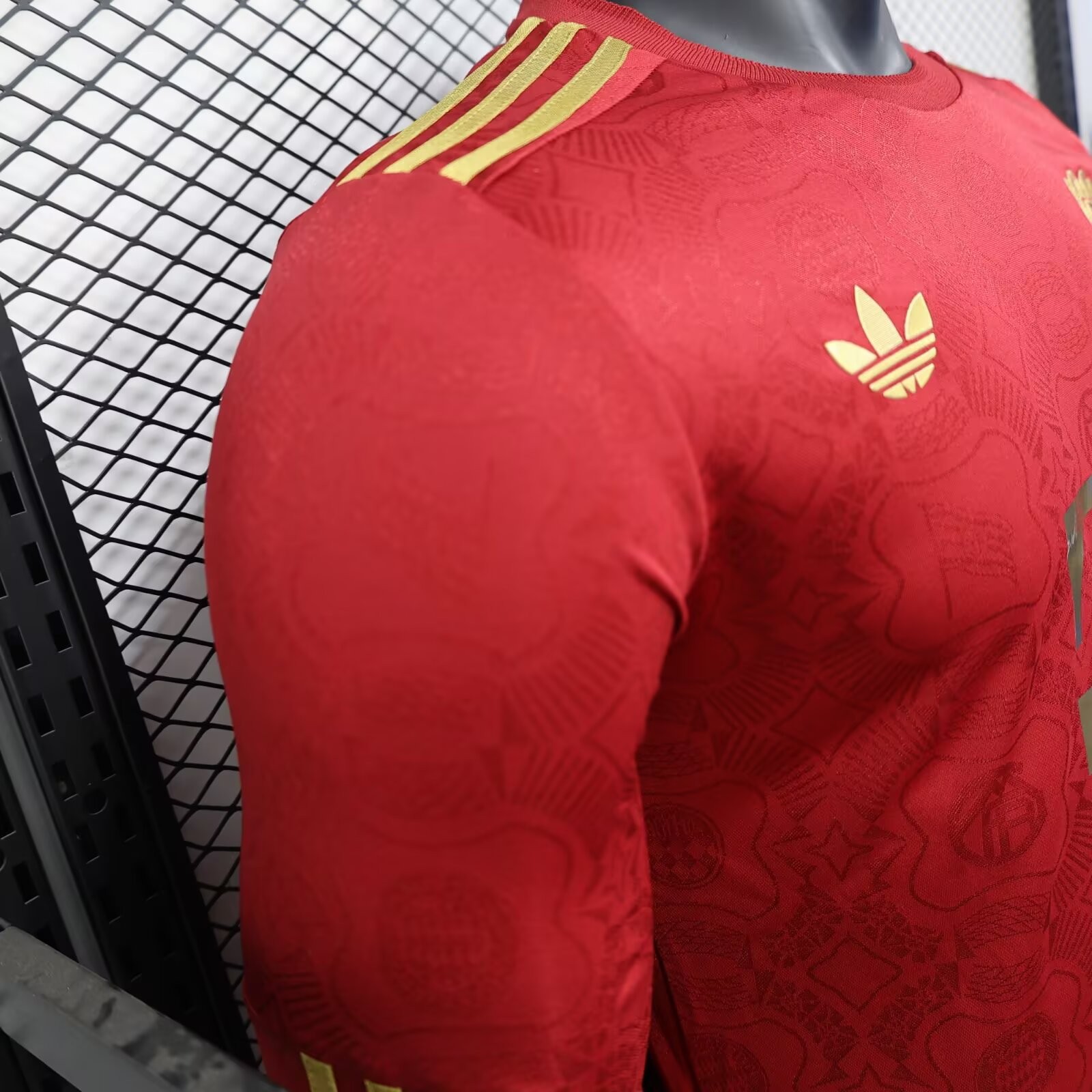 2025/2026 Long Sleeve Player Version Bayern Munich 125th Anniversary Red Football Jersey 1:1 Thai Quality