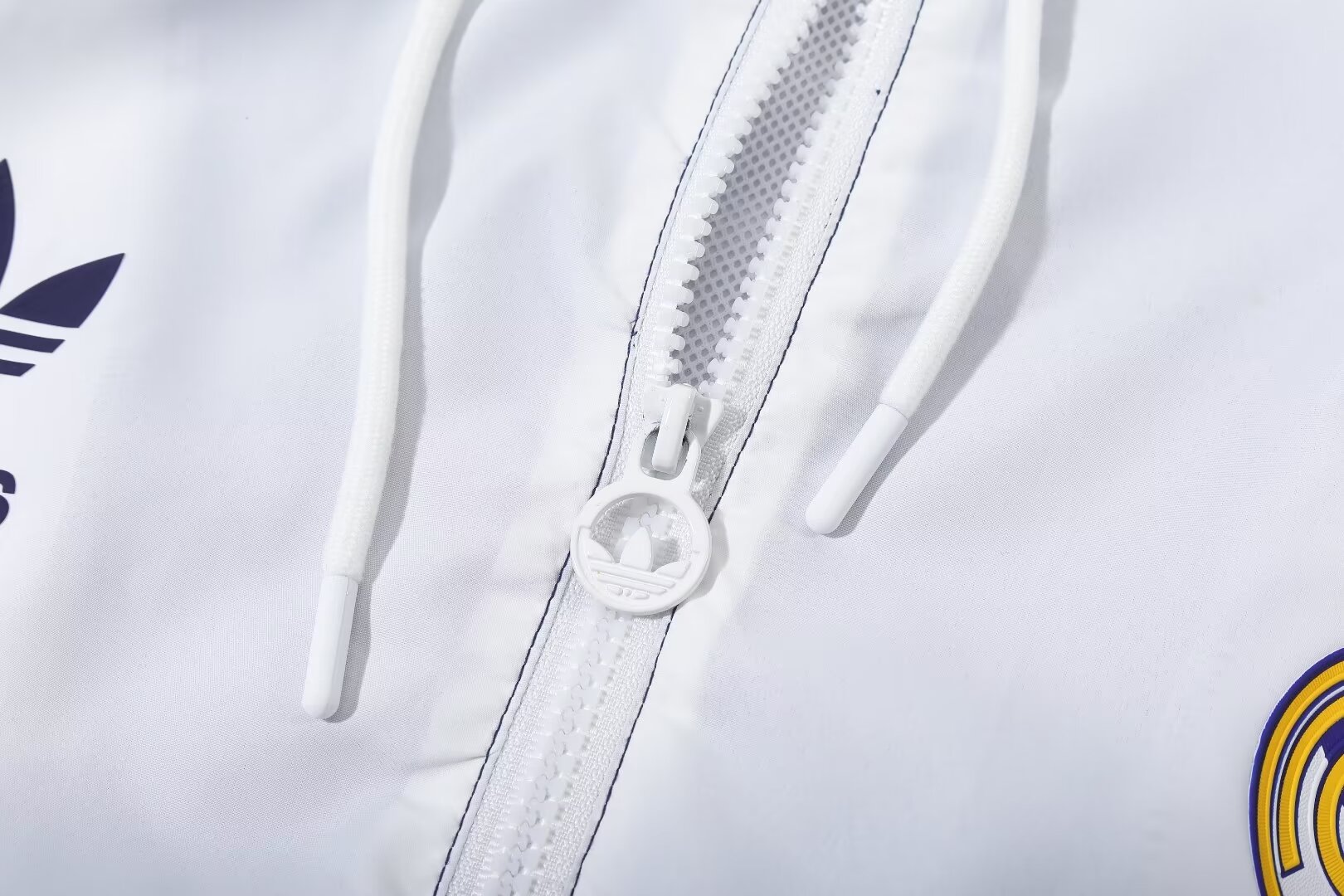 2023/24 Real Madrid blue and white hooded windbreaker 1:1 Thai quality