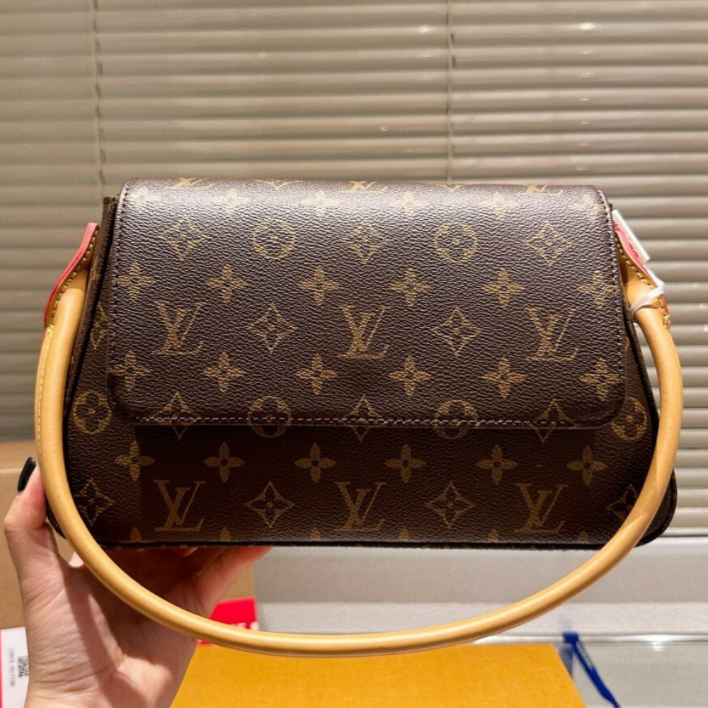 Louis Vuitton Looping Pm Monogram 11.8 Inches