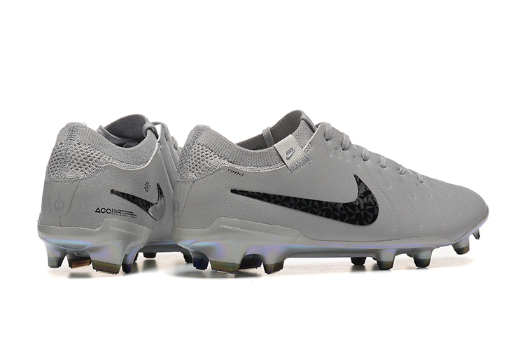 Tiempo Legend 10 Elite FG Football Shoes