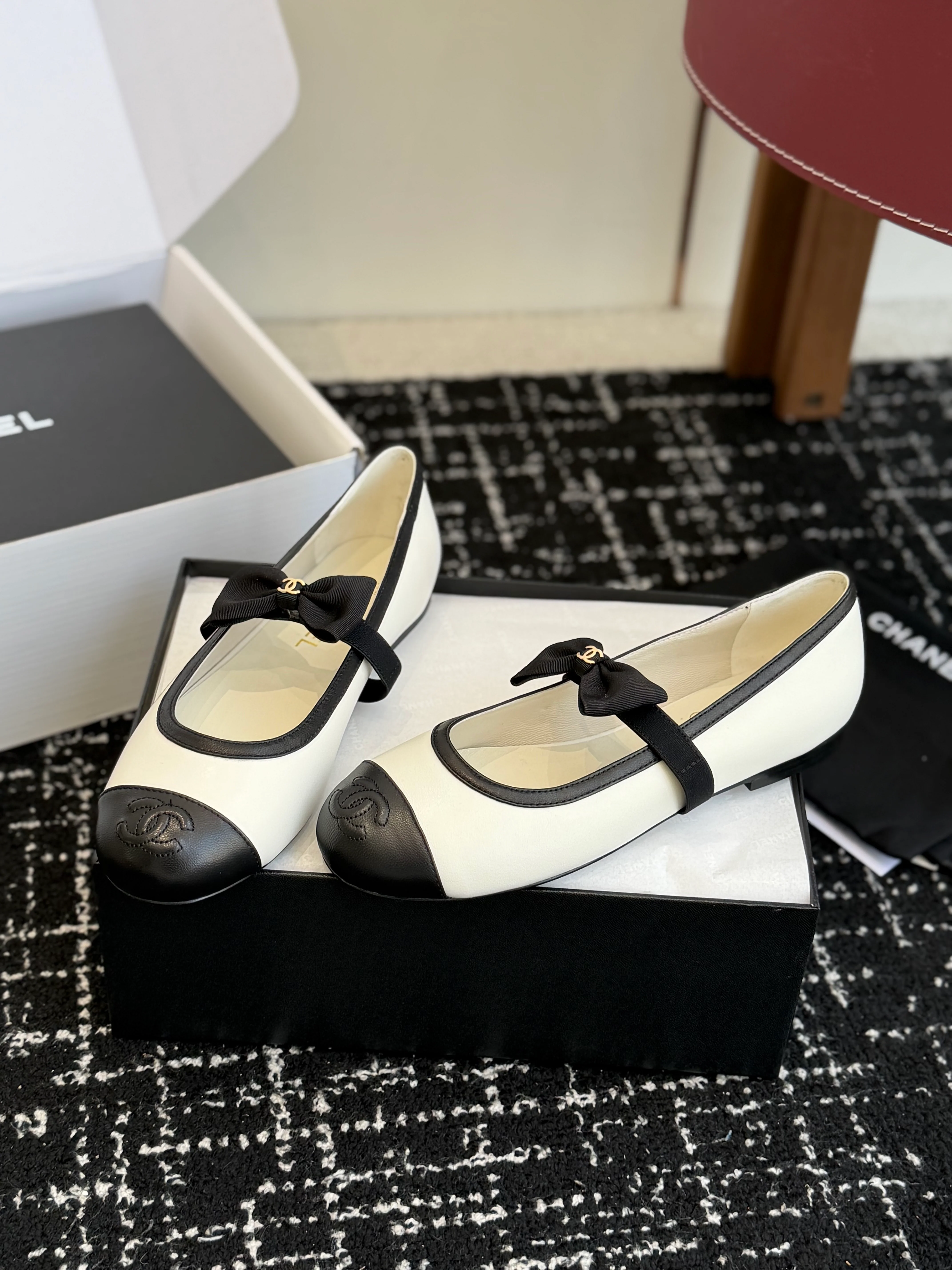 26NEW Spring/Summer runway Mary Jane shoes