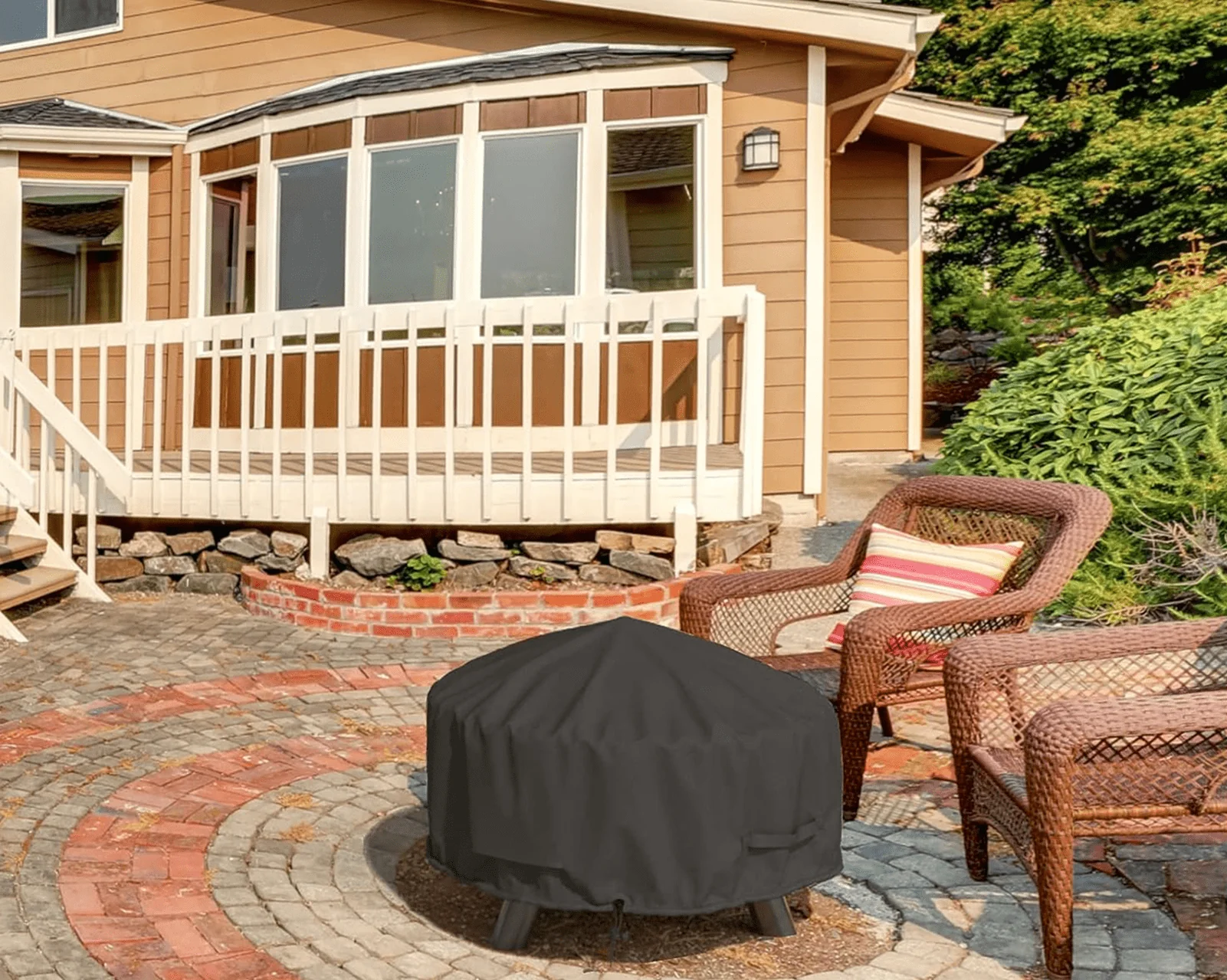 Waterproof Fire Pit Cover Round, Fits 28/30/32 inch Firepit or Fire Bowl, 32
