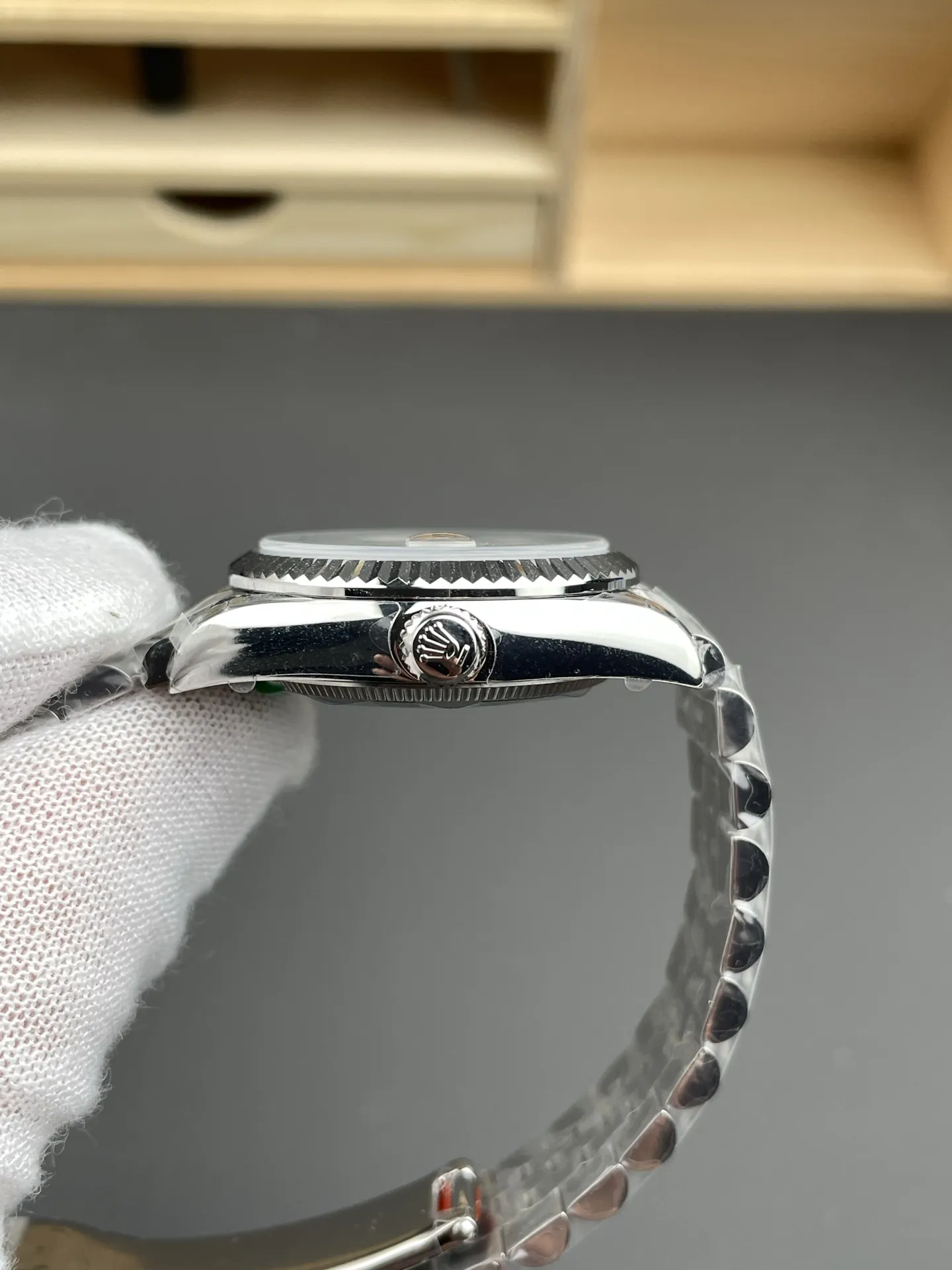 Rolex Datejust Mother-of-Pearl Ladies 31mm