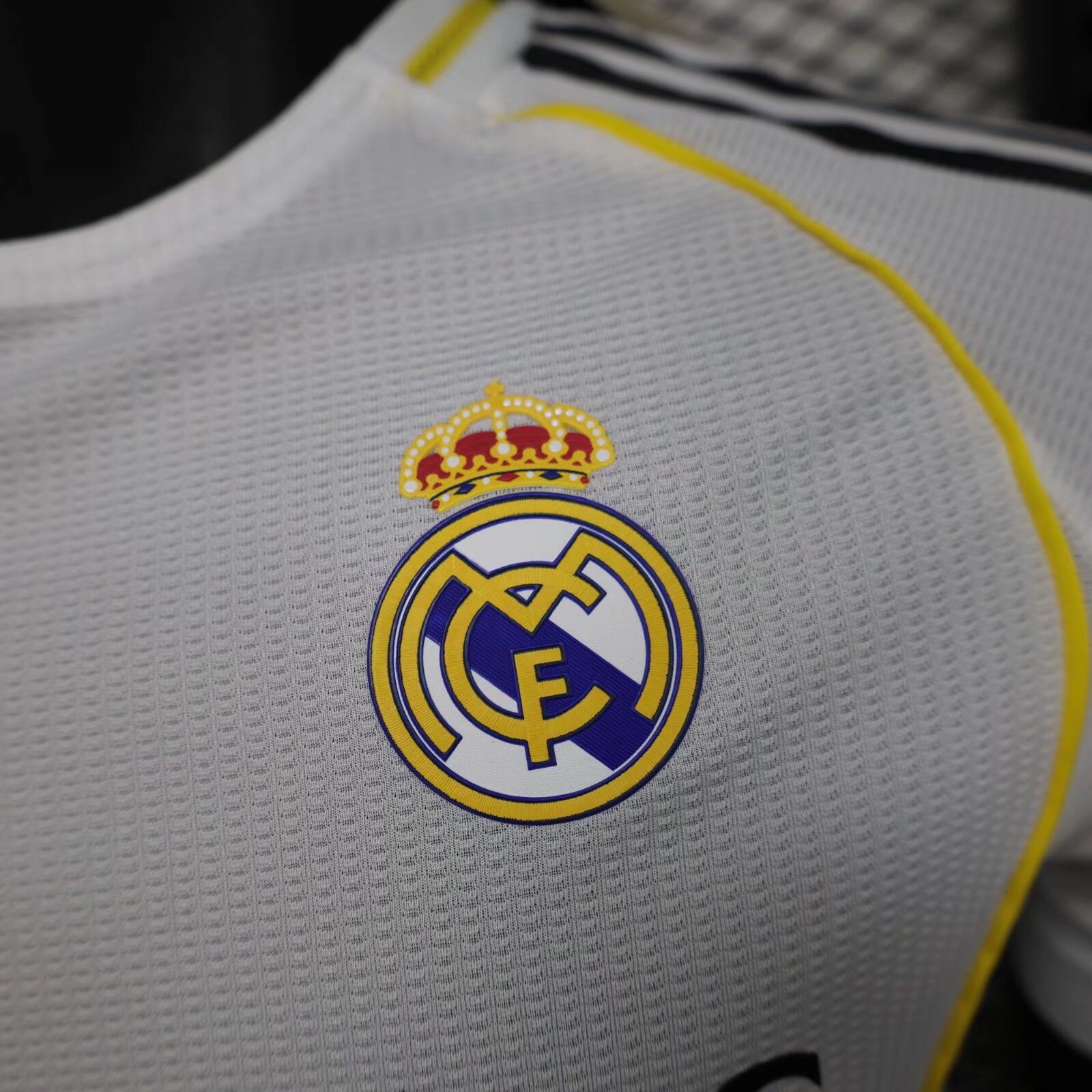 2025/2026 Player Version Real Madrid Home Football Shirt 1:1 Thai Quality