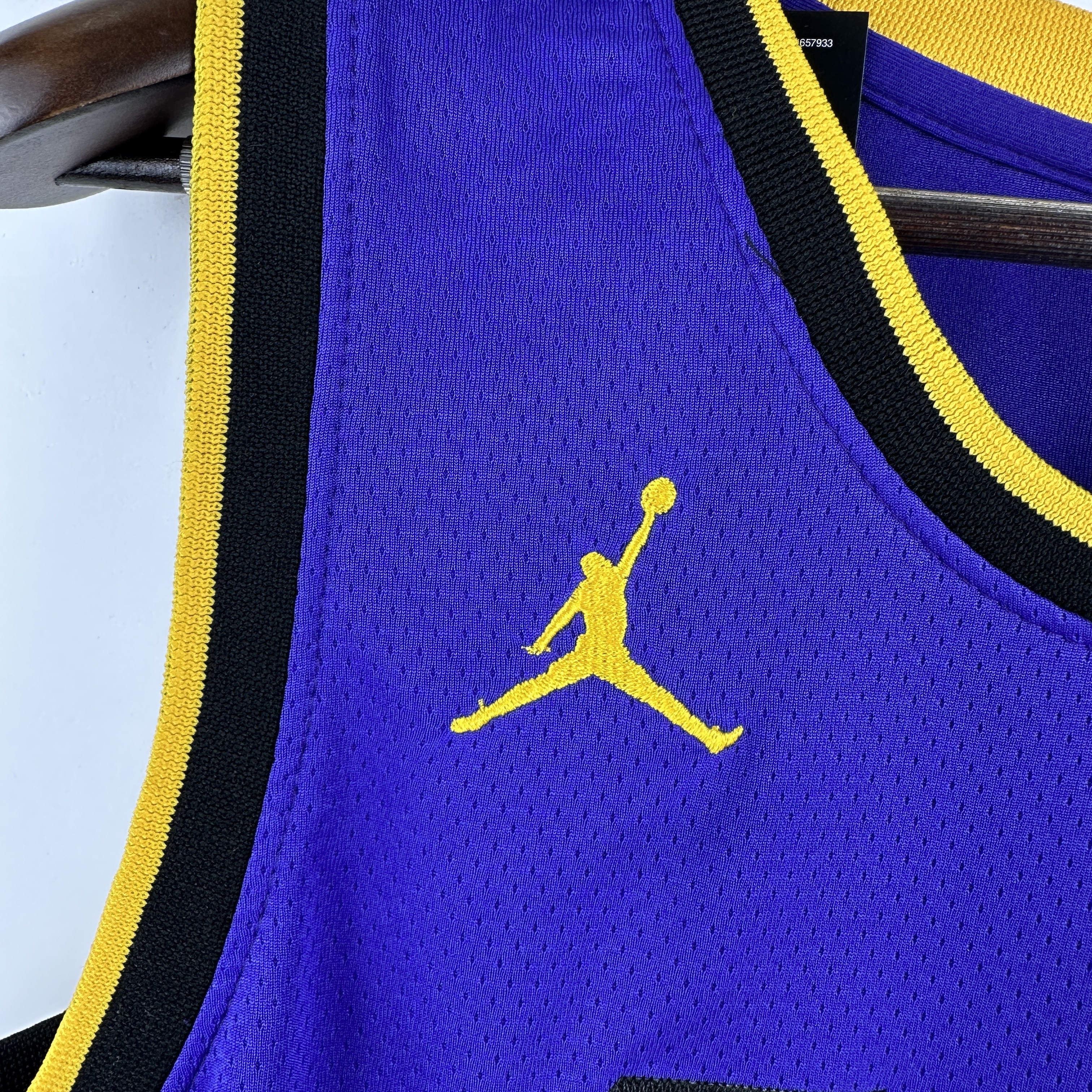 Embroidered 23rd season Lakers flying man style No. 23 James