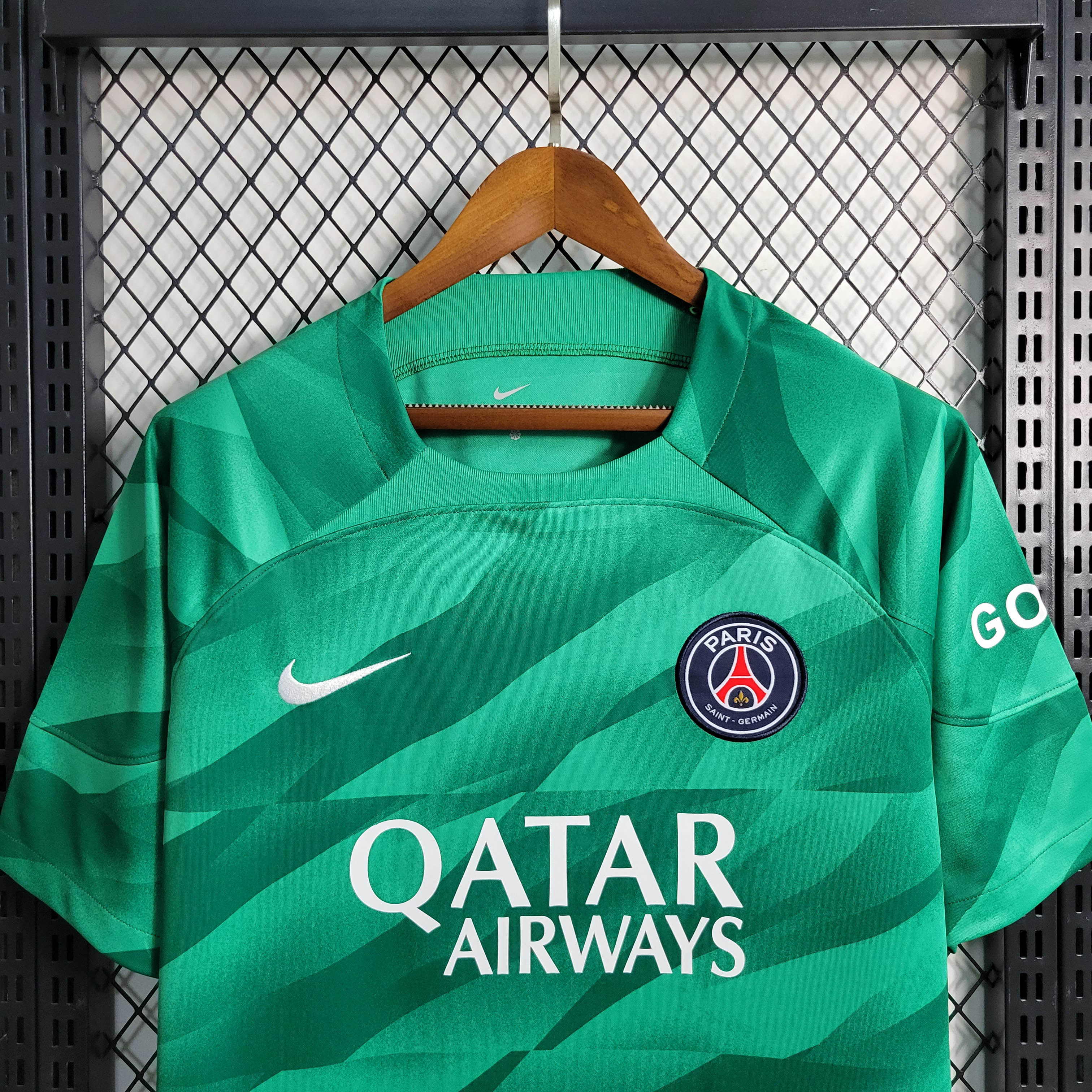 2023/2024 Psg Paris Saint-Germain Goalkeeper Green Football Shirt - Fans Edition