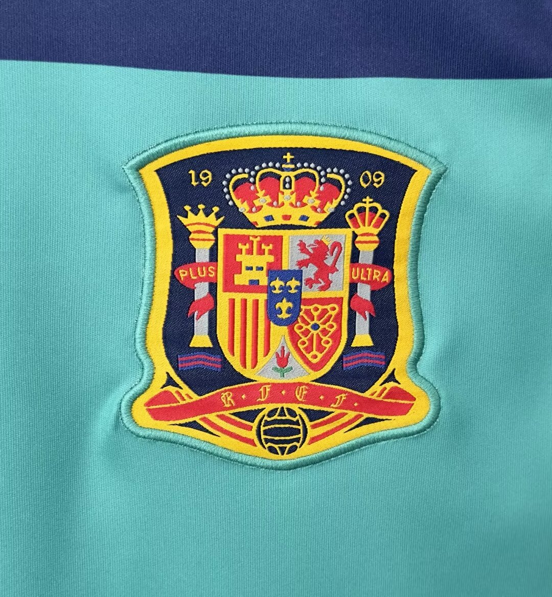 2010 Spain Goalkeeper Retro Jersey