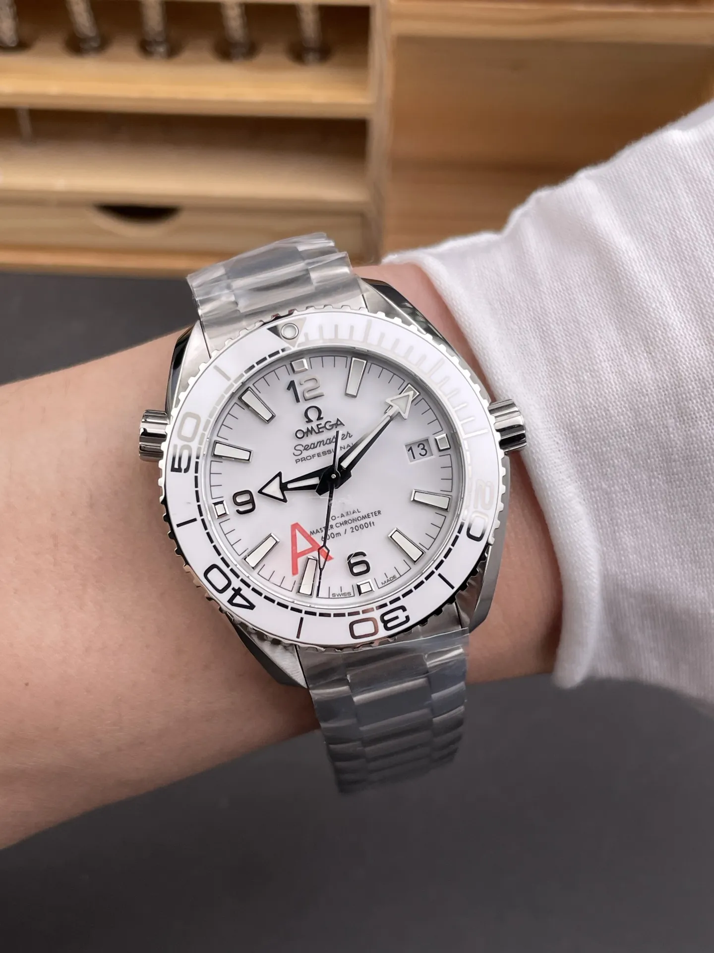 Omega Seamaster 600 White Dial 39.5mm