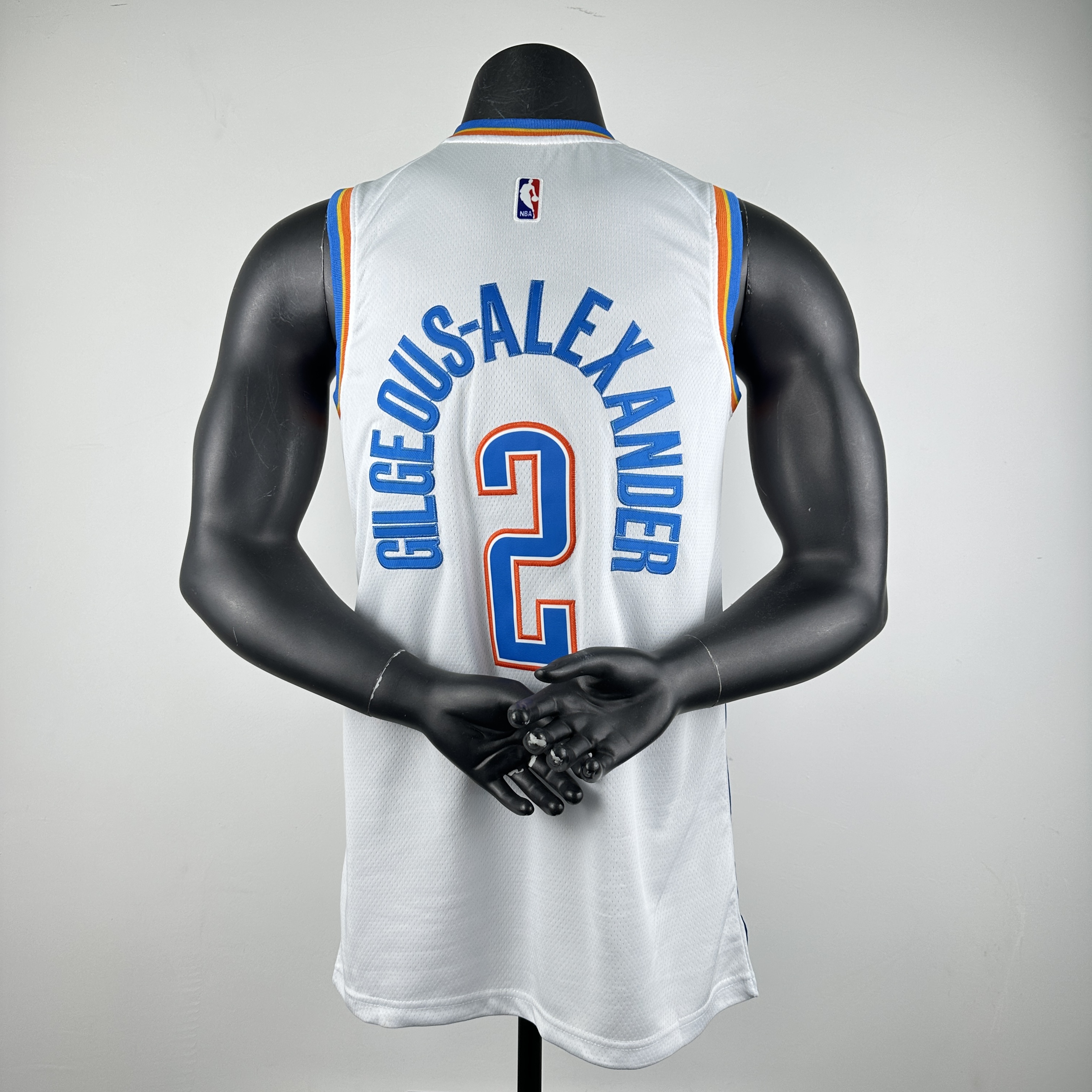 Embroidery Thunder White No. 2 Alexander