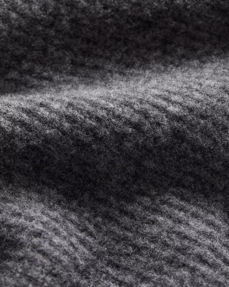 Ribbed Poncho in Astor Wool
